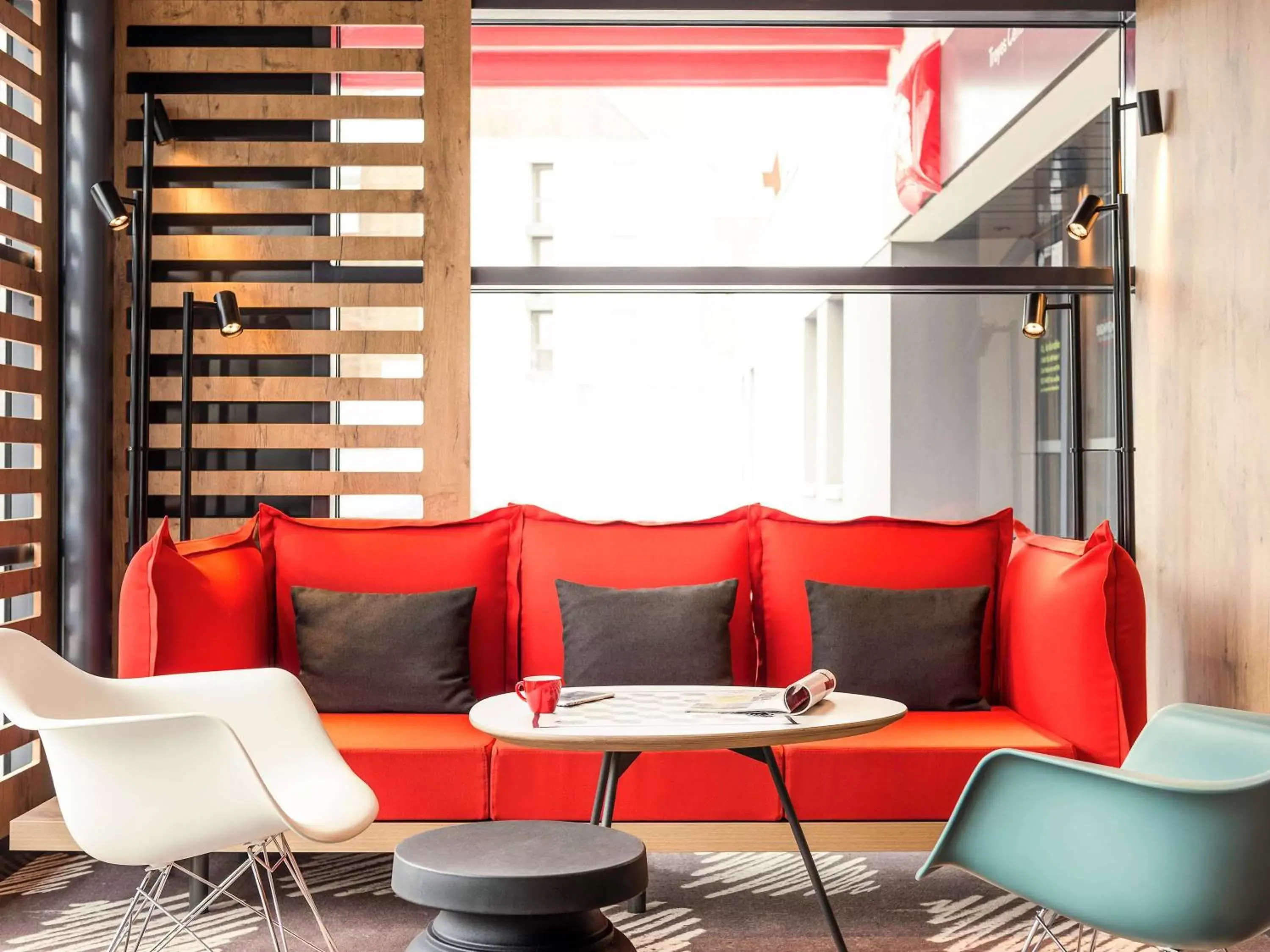 Lounge or bar, Seating Area in ibis Troyes Centre