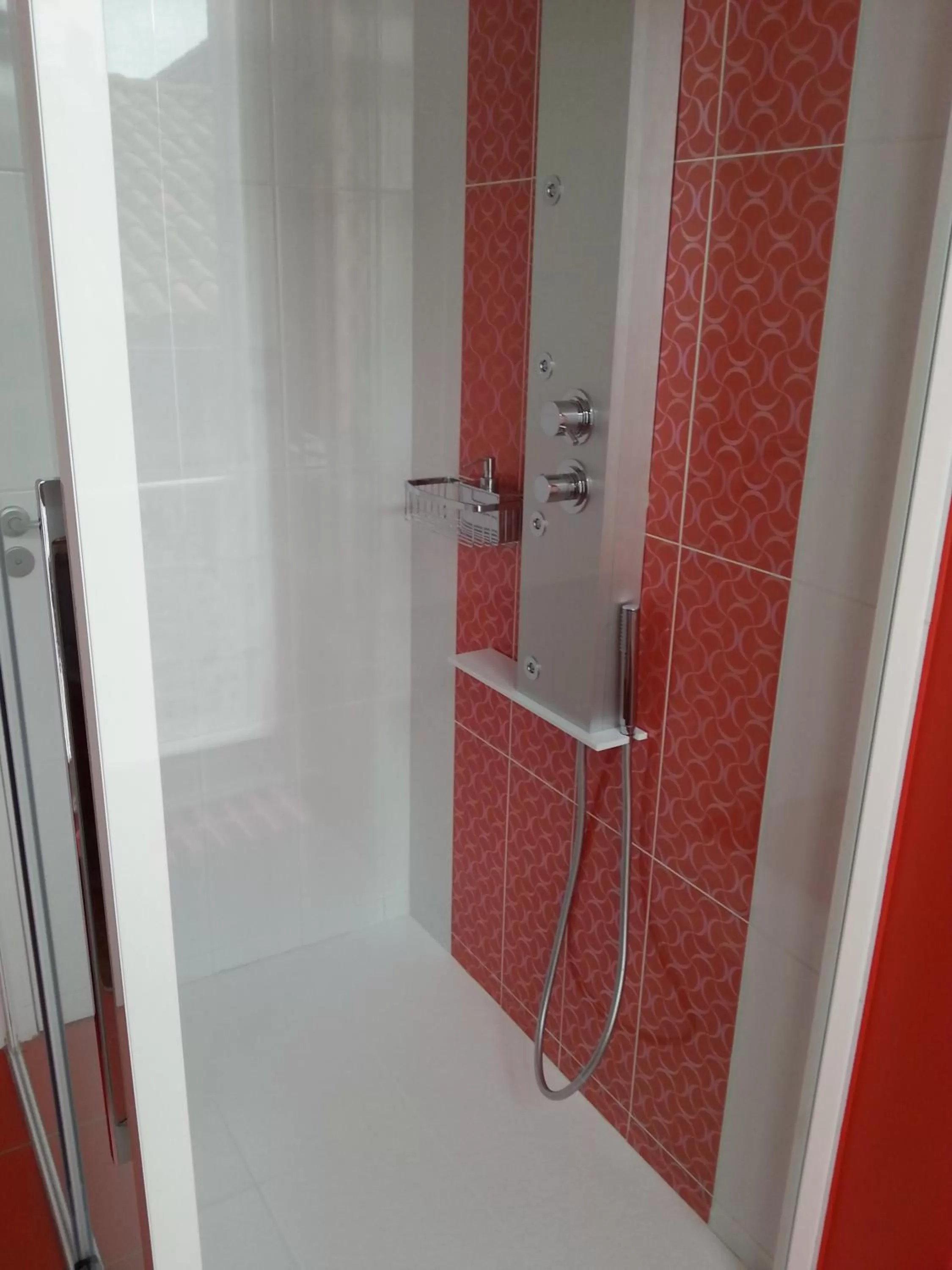 Bathroom in La Maison d'Adelaïde Chambres d'hôtes