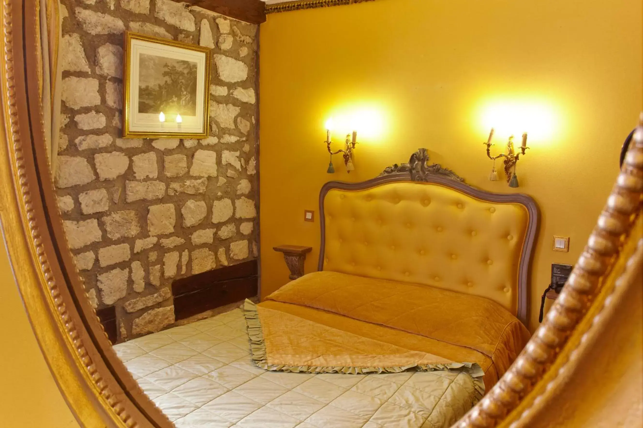 Bedroom, Seating Area in Grand Hôtel Dechampaigne