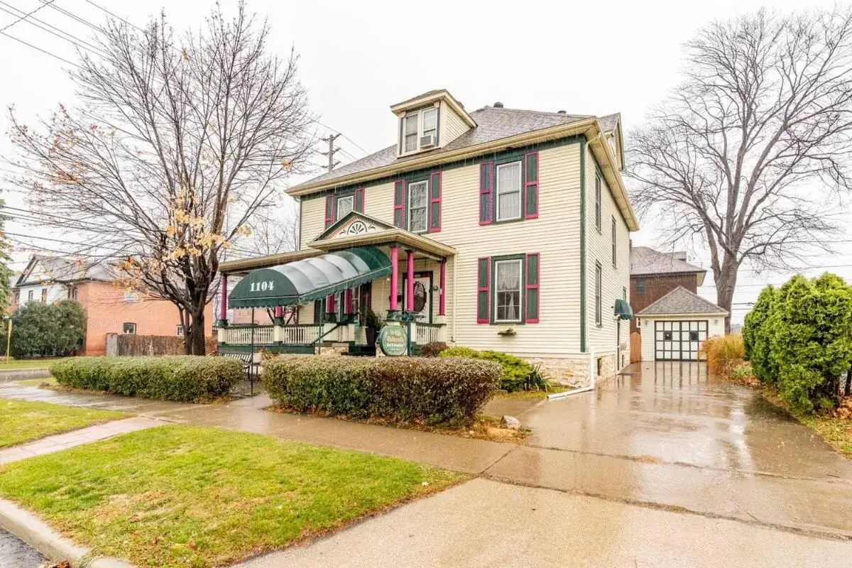 Property Building in Ye Olde Walkerville Bed & Breakfast