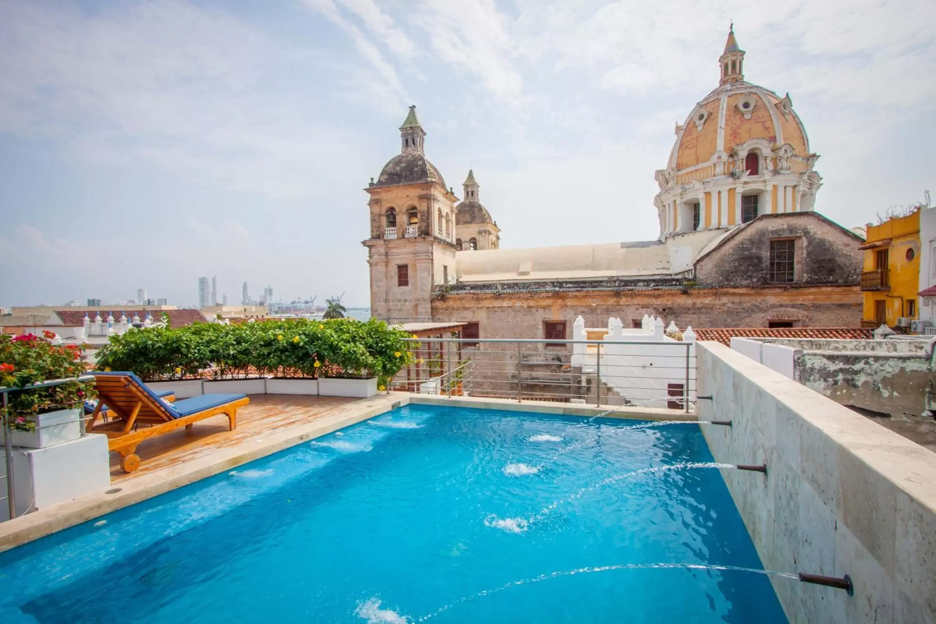 Property building, Swimming Pool in Casa Claver Loft Boutique Hotel