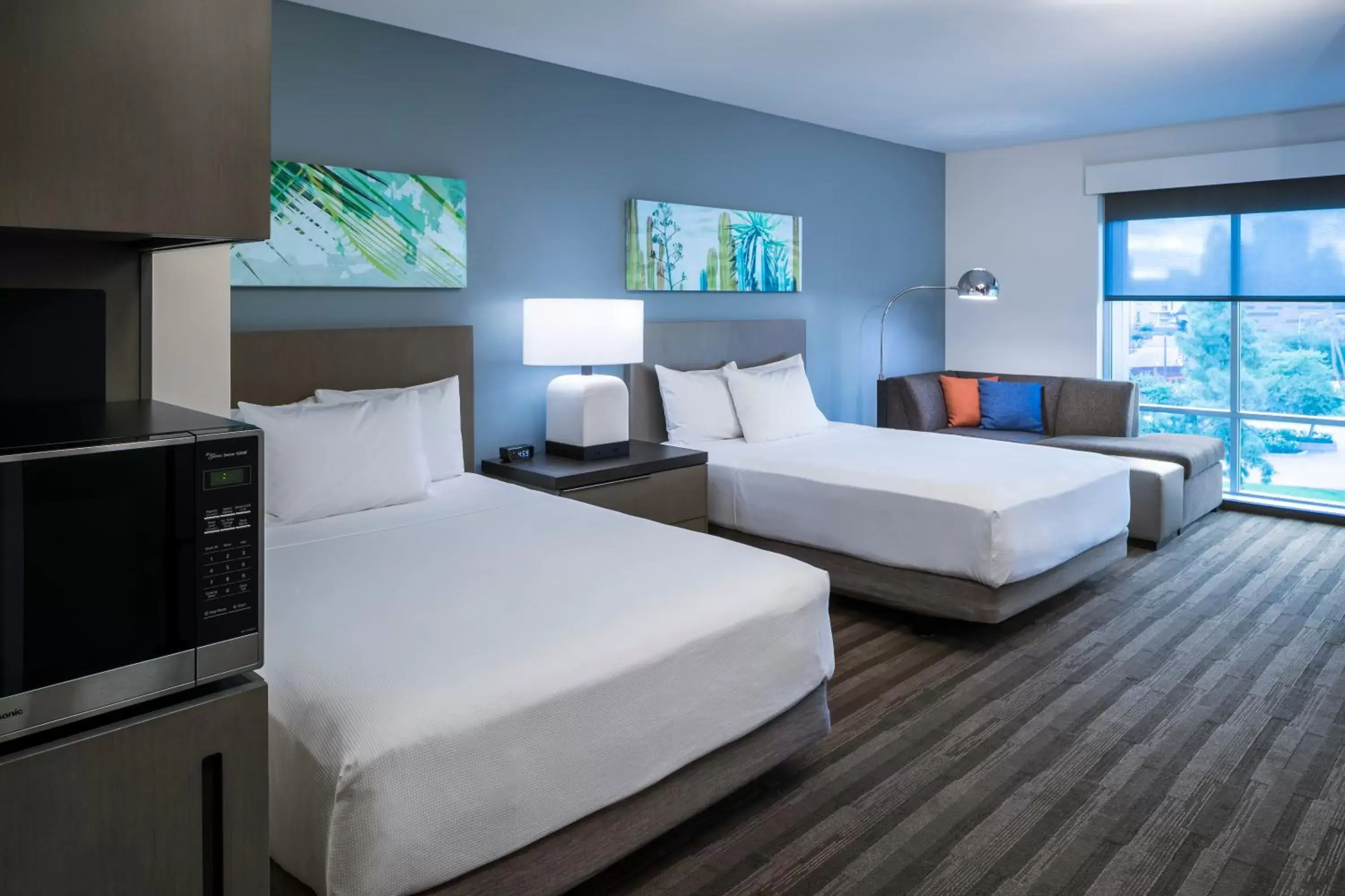 Queen Room with Two Queen Beds and Accessible Tub in Hyatt House Tempe Phoenix University Queen Room with Two Queen Beds and Accessible Tub in Hyatt House Tempe Phoenix University