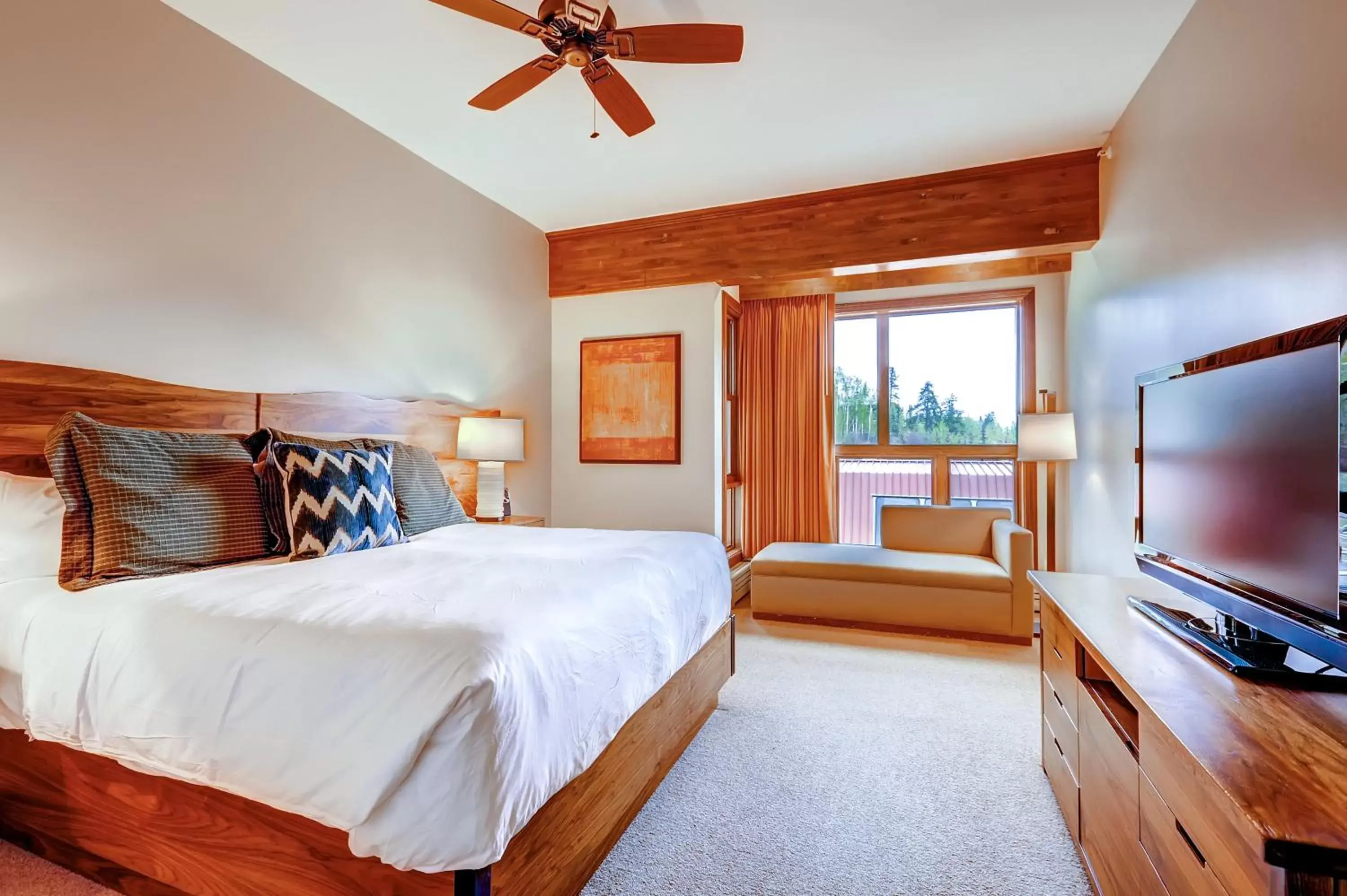 Bedroom in The Osprey at Beaver Creek, a RockResort