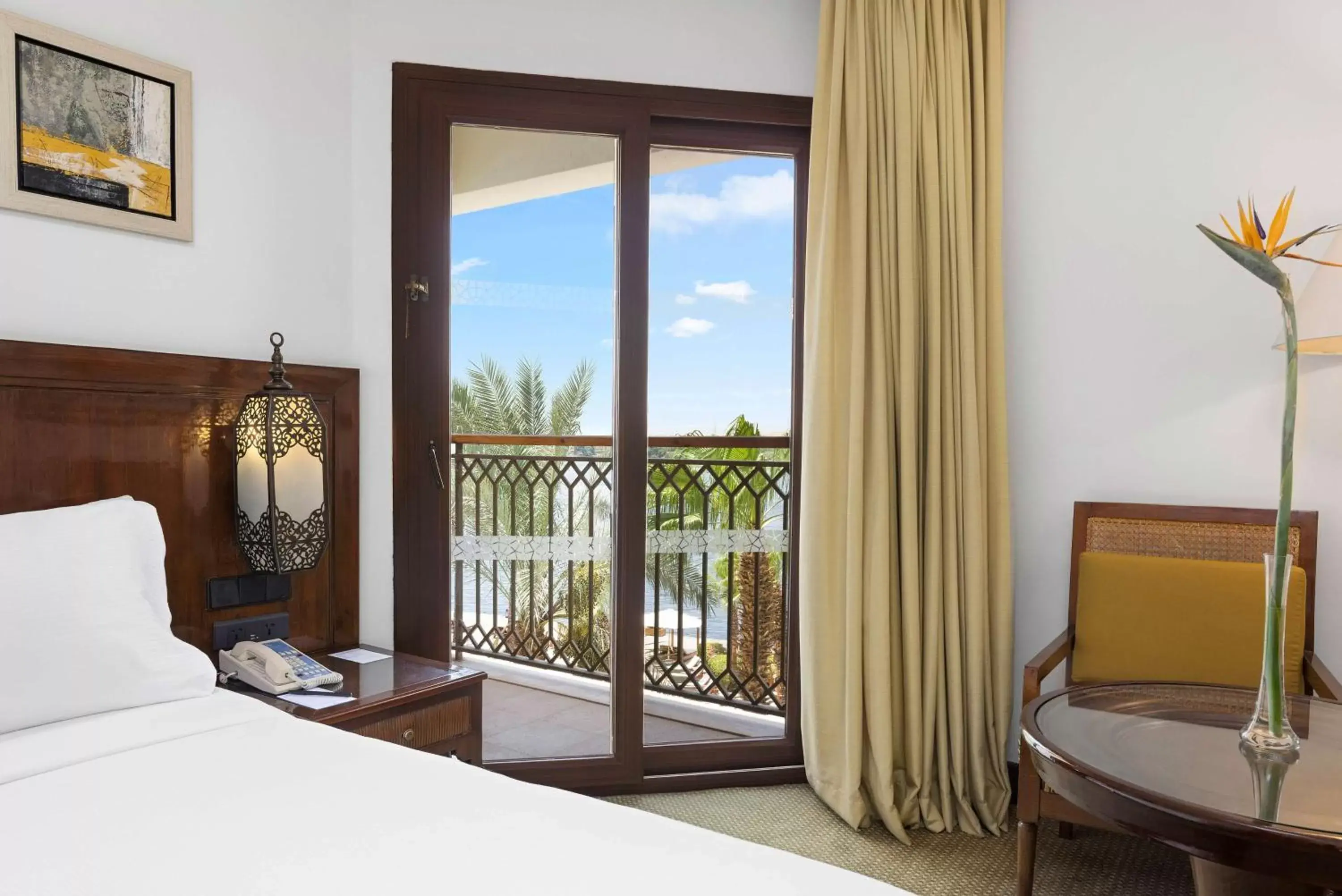 Bed in Hilton Luxor Resort & Spa