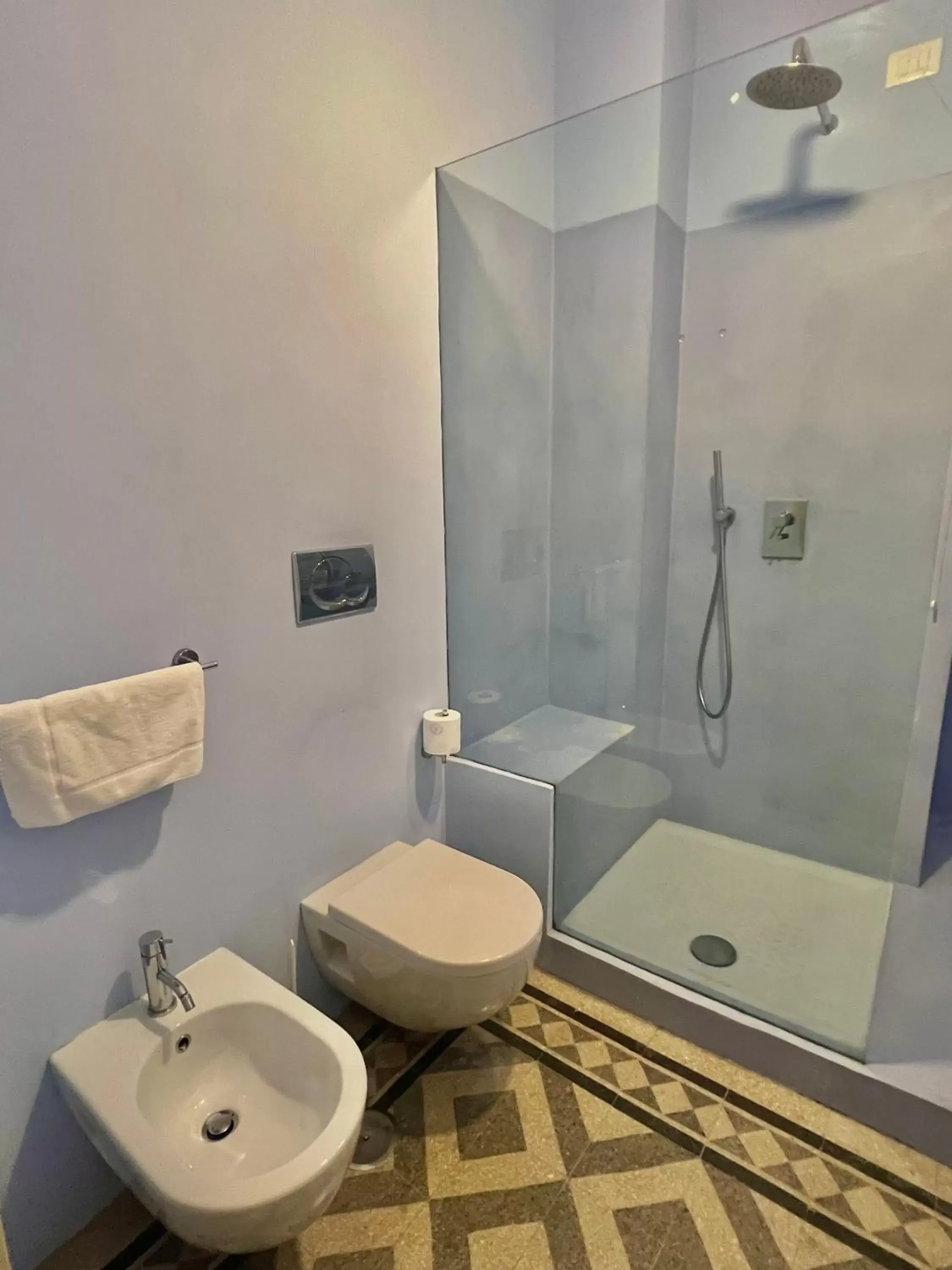 Bathroom in B&B Santi Quattro Al Colosseo