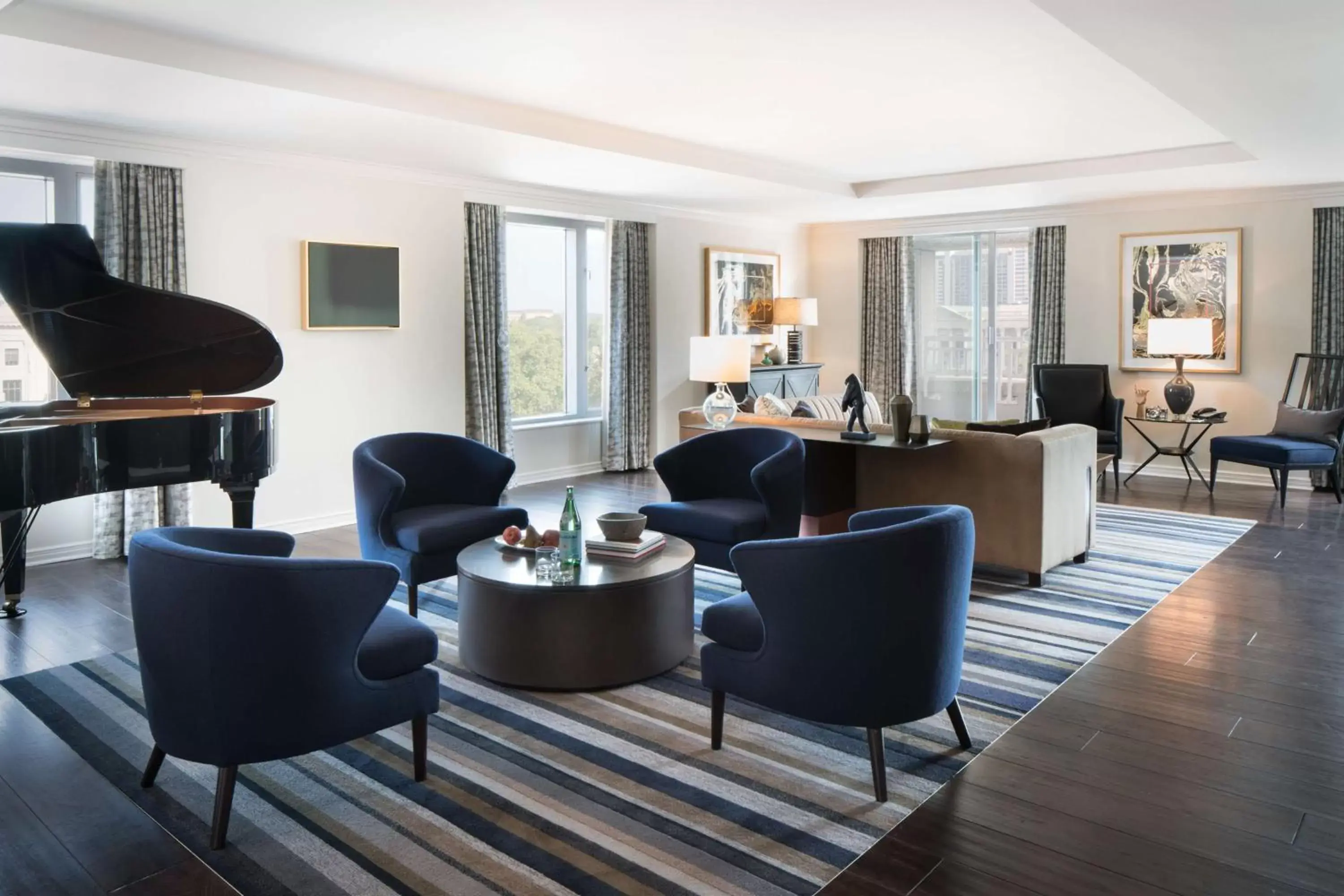 Photo of the whole room, Seating Area in The Logan Philadelphia, Curio Collection by Hilton