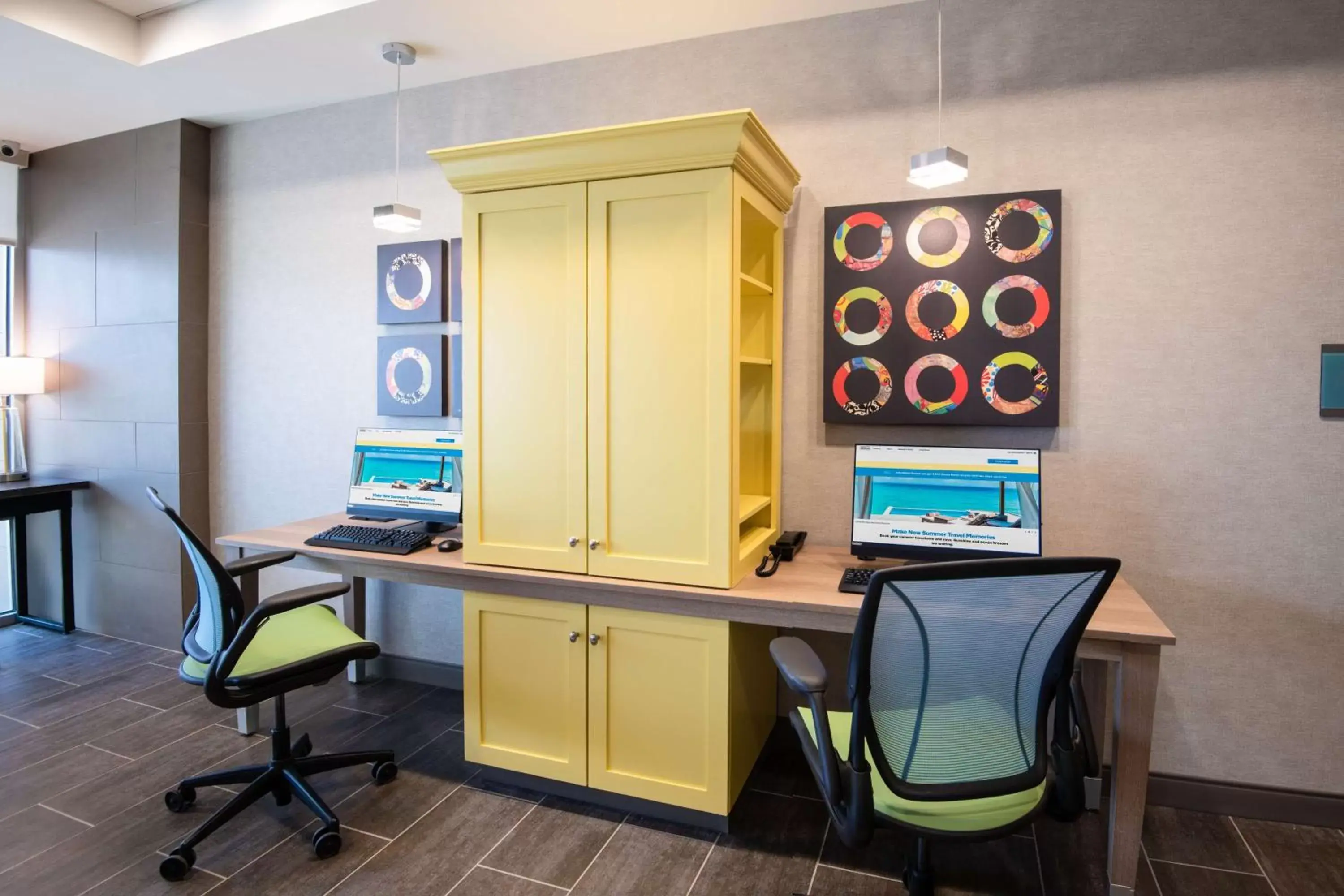 Business facilities, Business Area/Conference Room in Home2 Suites By Hilton Phoenix Airport North, Az