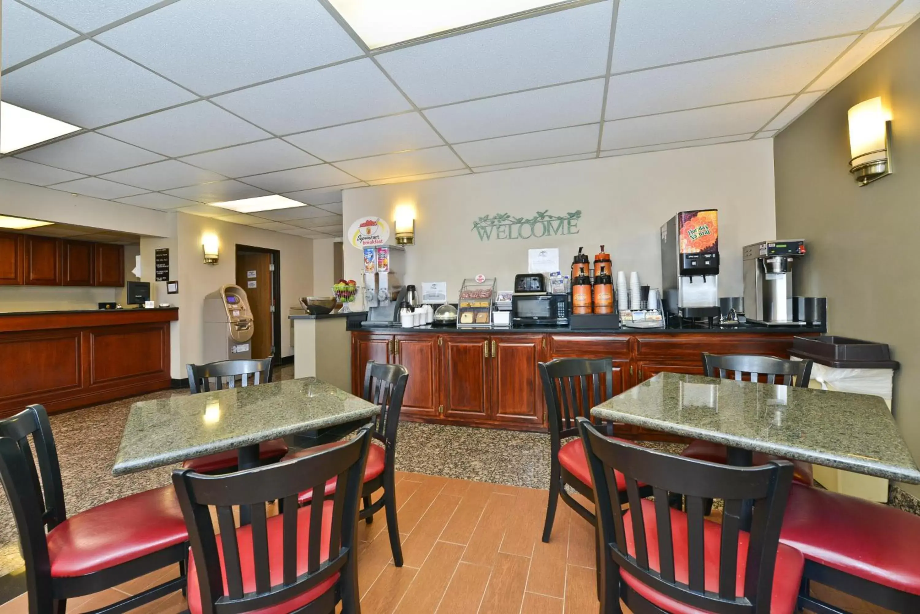 Dining area, Restaurant/Places to Eat in Super 8 by Wyndham Bridgeview/Chicago Area