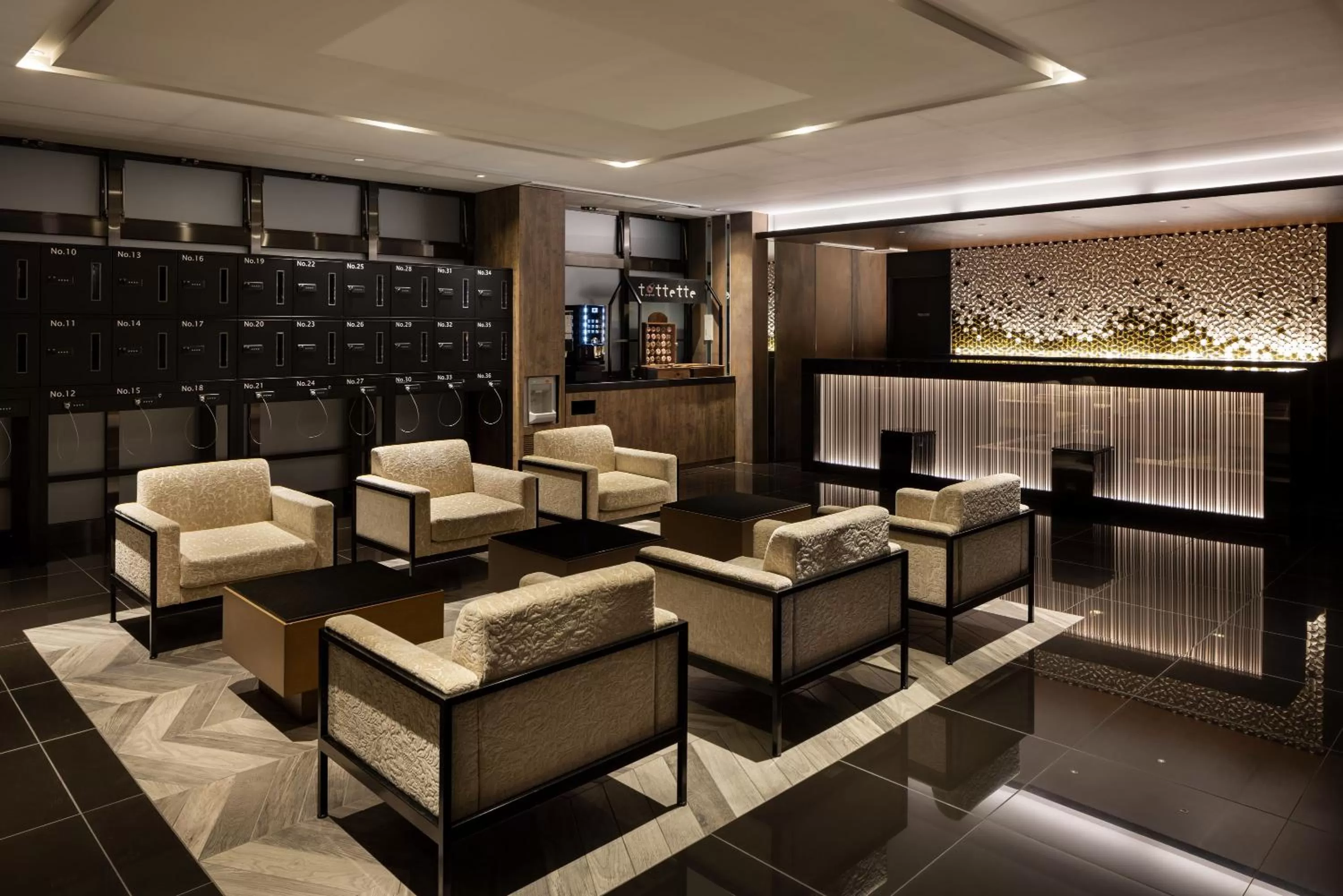 Lobby or reception in the b namba-kuromon