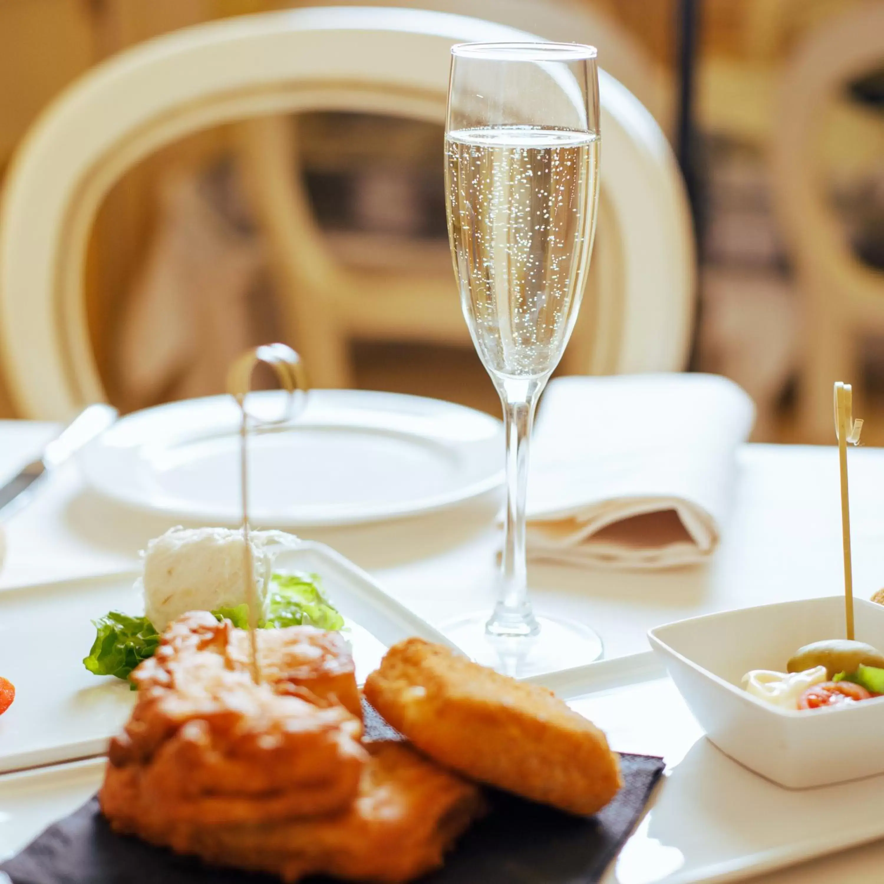 Lounge or bar in Hotel Colombina Lounge or bar in Hotel Colombina