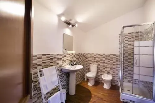 Bathroom in Liodoro Catania B&B
