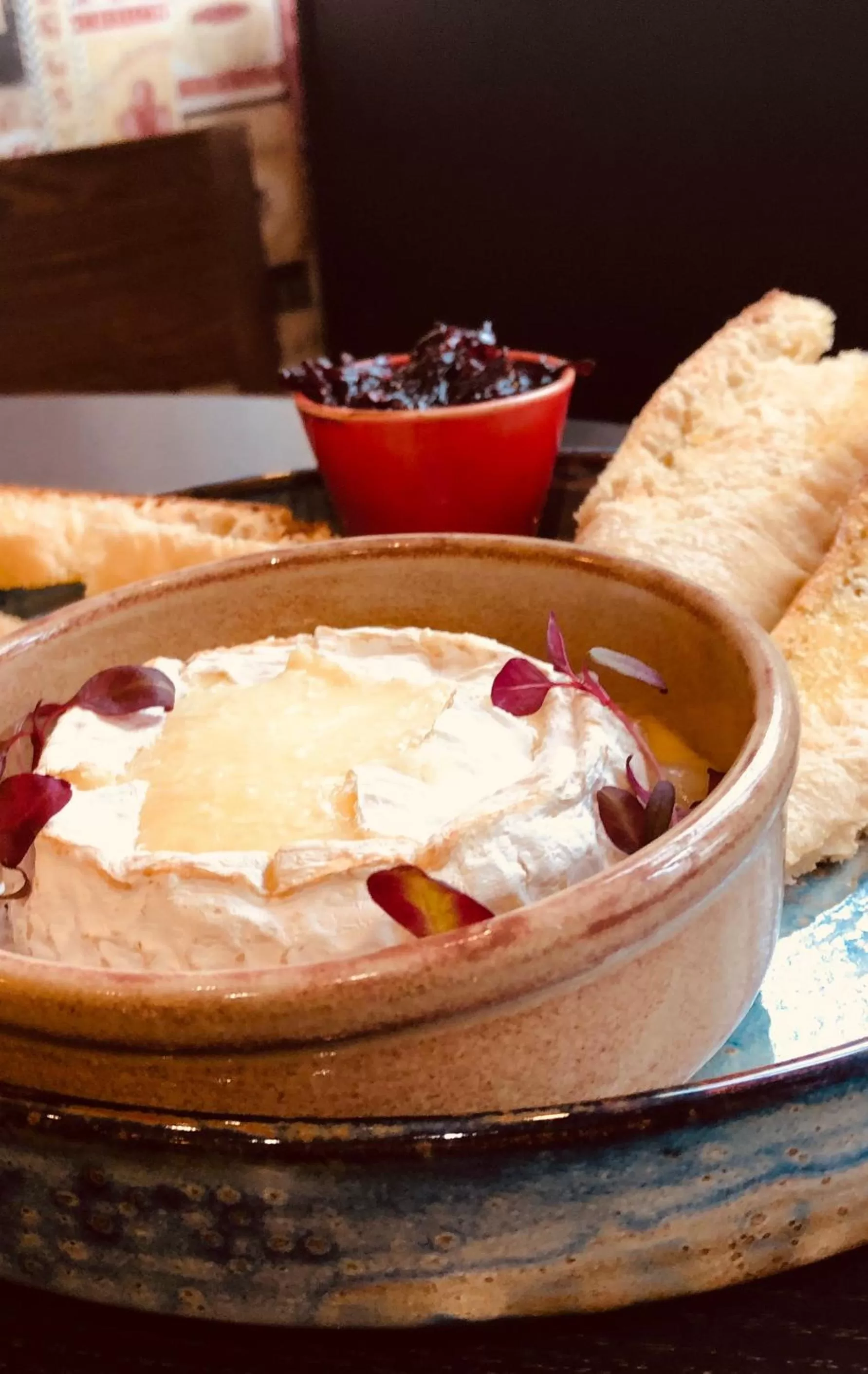 Restaurant/places to eat, Food in Smiths Hotel