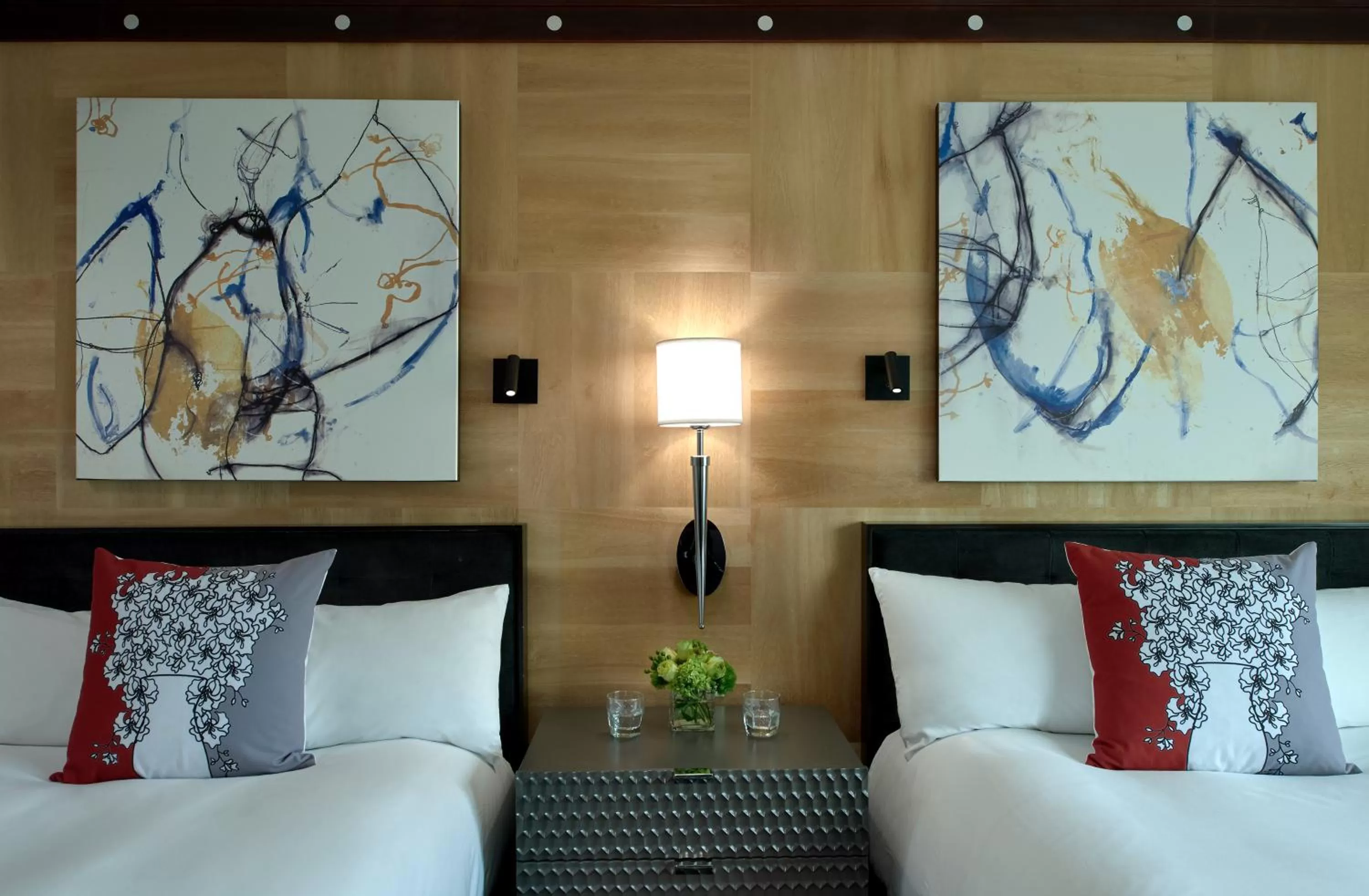 Bed in Sofitel Philadelphia at Rittenhouse Square