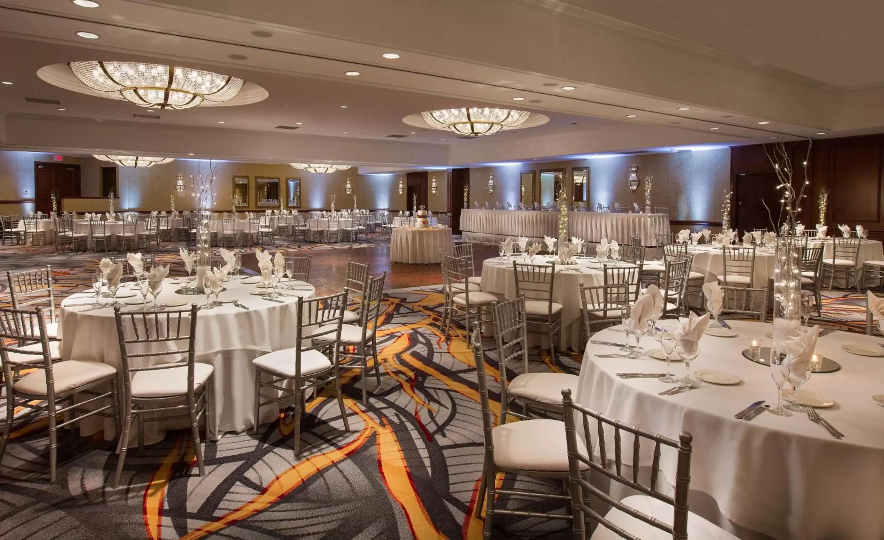 Meeting/conference room, Restaurant/Places to Eat in Hilton Chicago/Northbrook