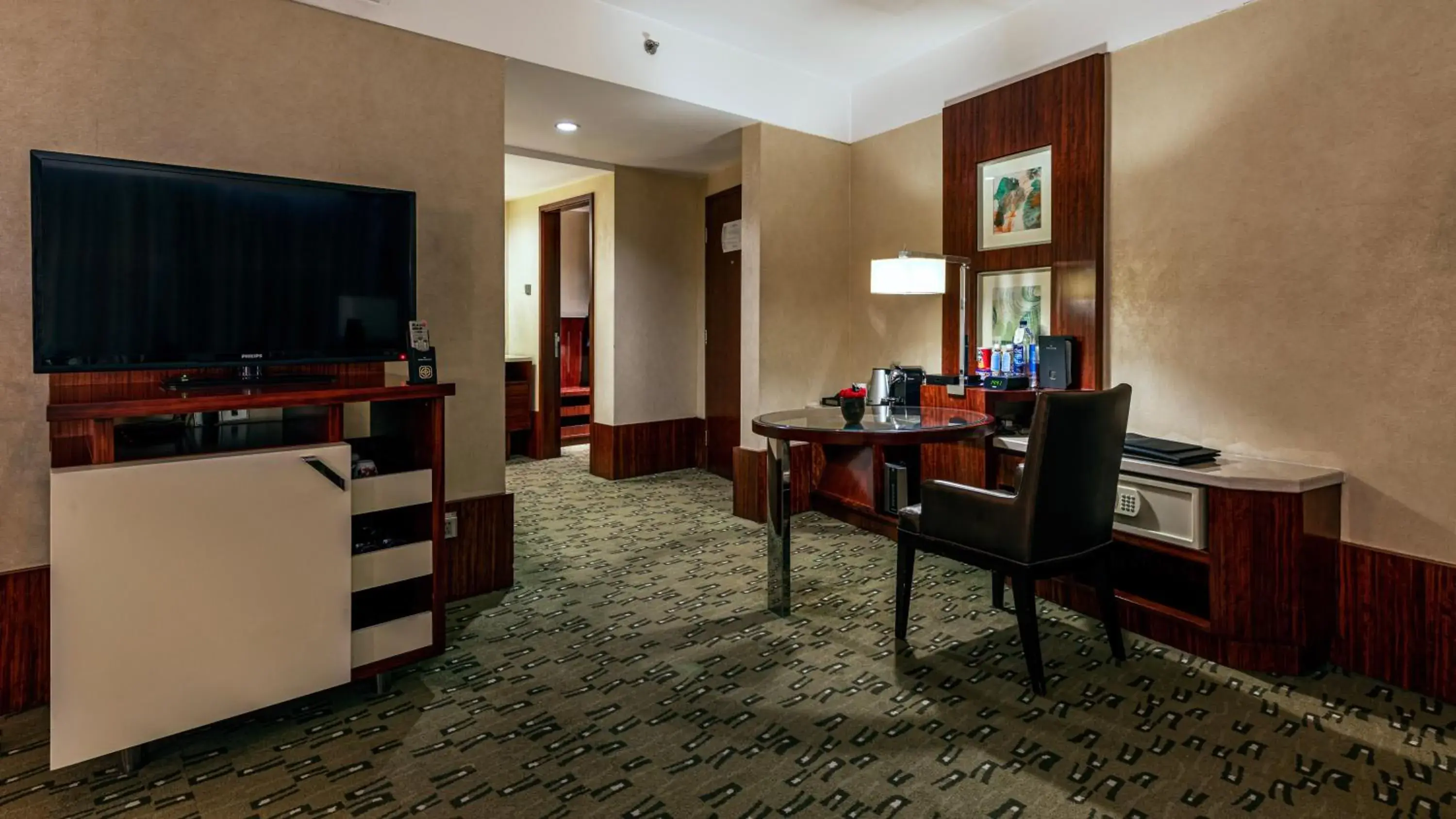 TV/Entertainment Center in Kuntai Royal Hotel