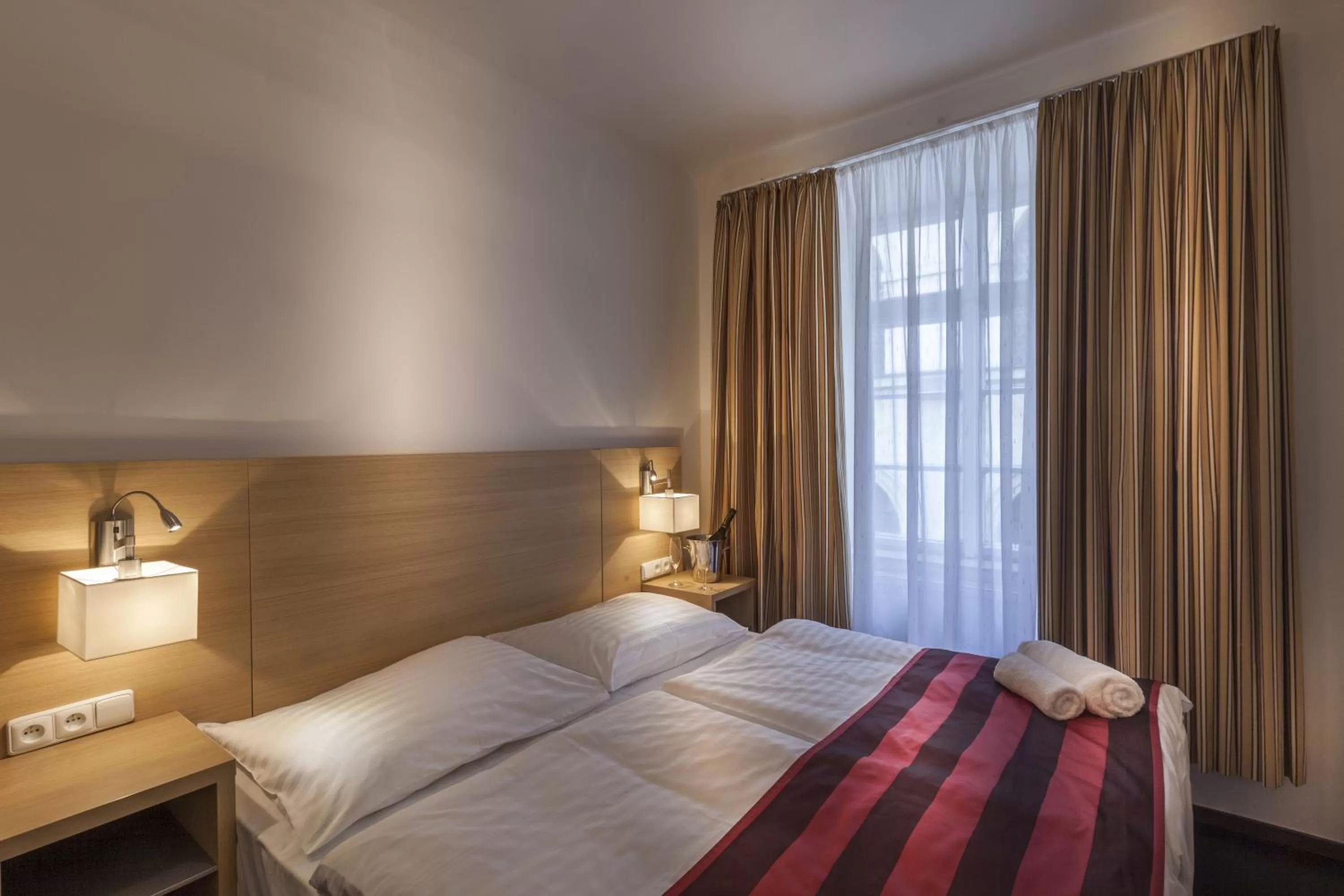 Bedroom, Bed in Little King Hotel U Malvaze