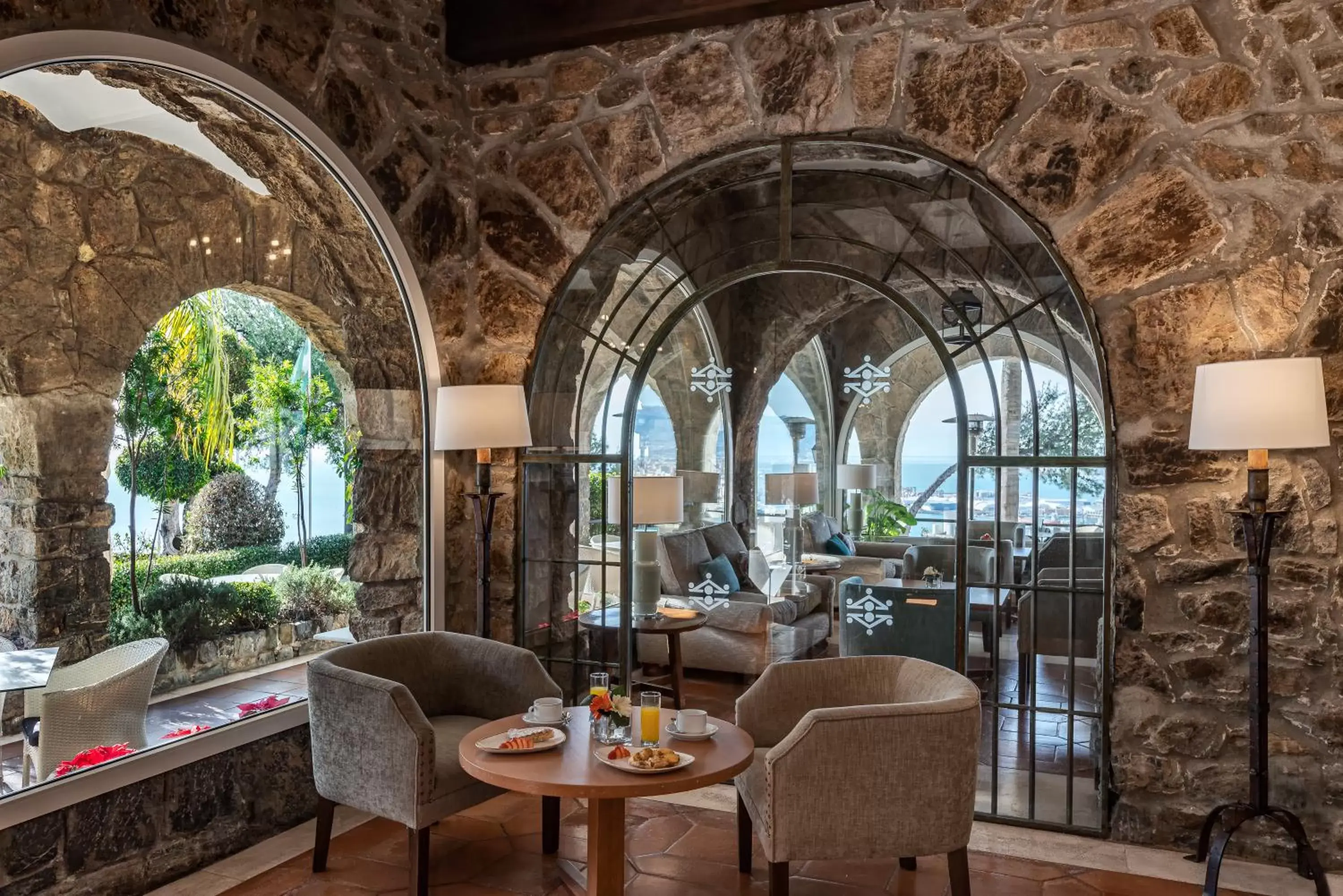 Lounge or bar, Lobby/Reception in Parador de Málaga Gibralfaro