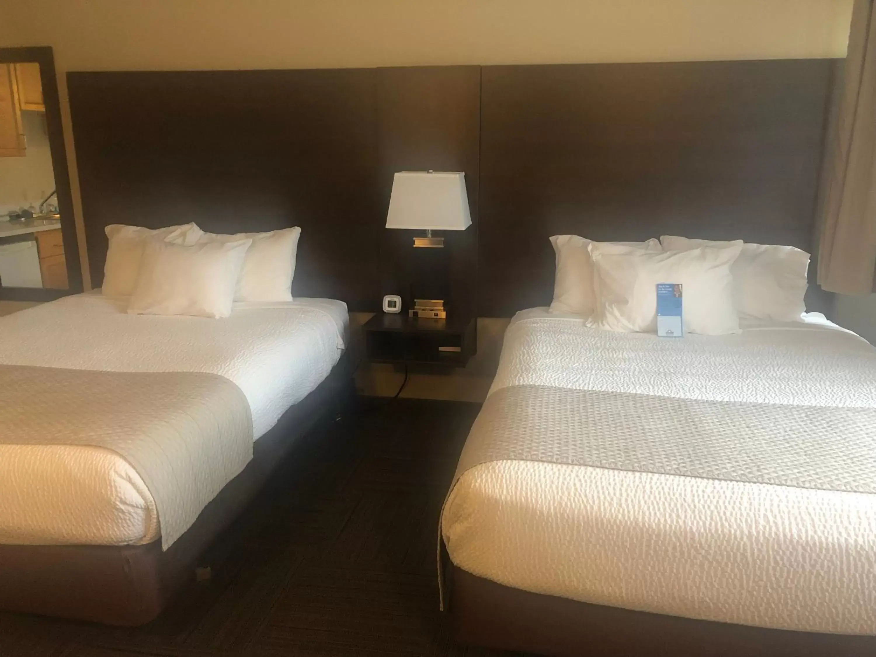 Bed in Days Inn by Wyndham Hinton Bed in Days Inn by Wyndham Hinton