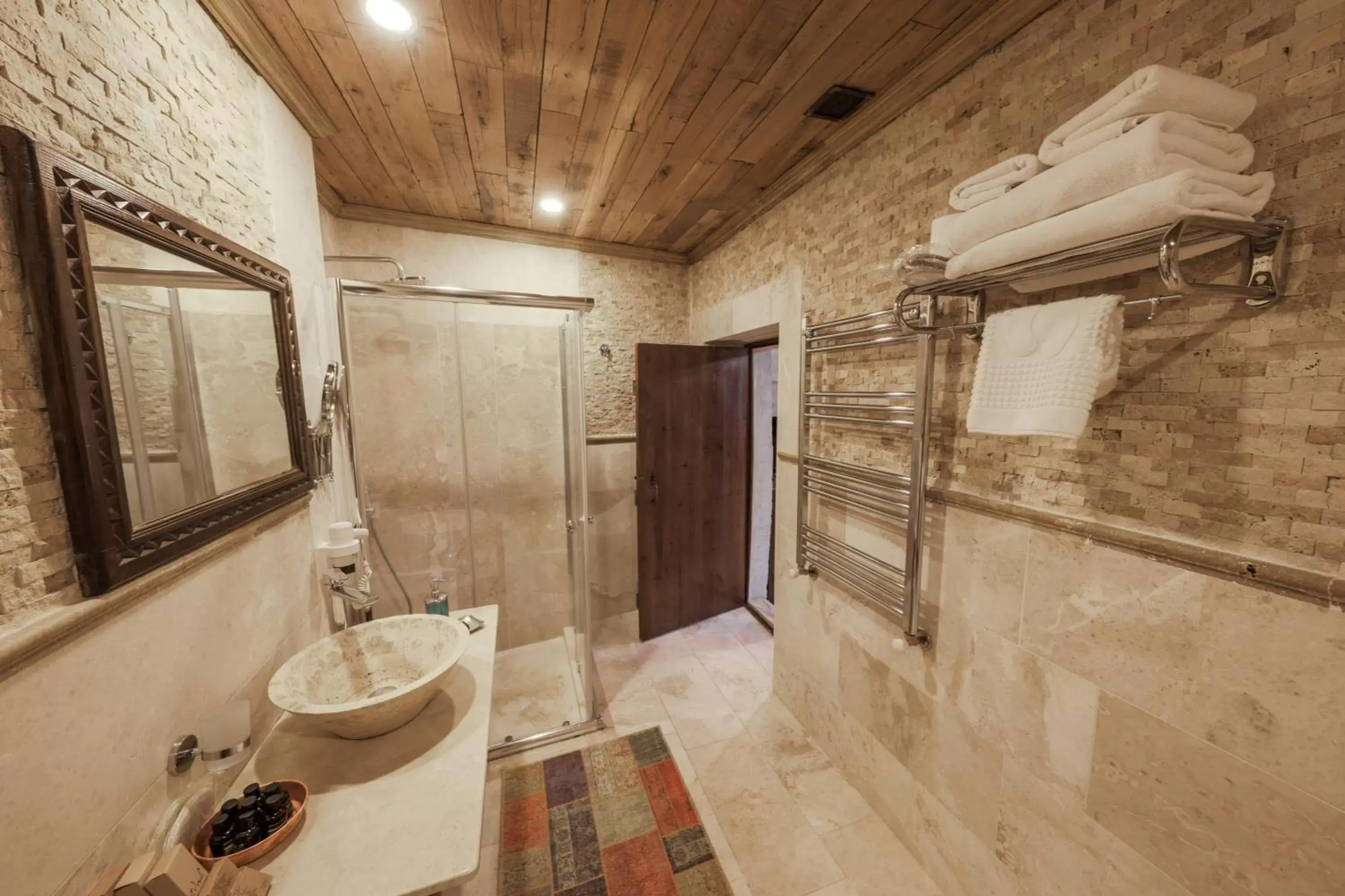 Shower, Bathroom in Kelebek Special Cave Hotel & Spa