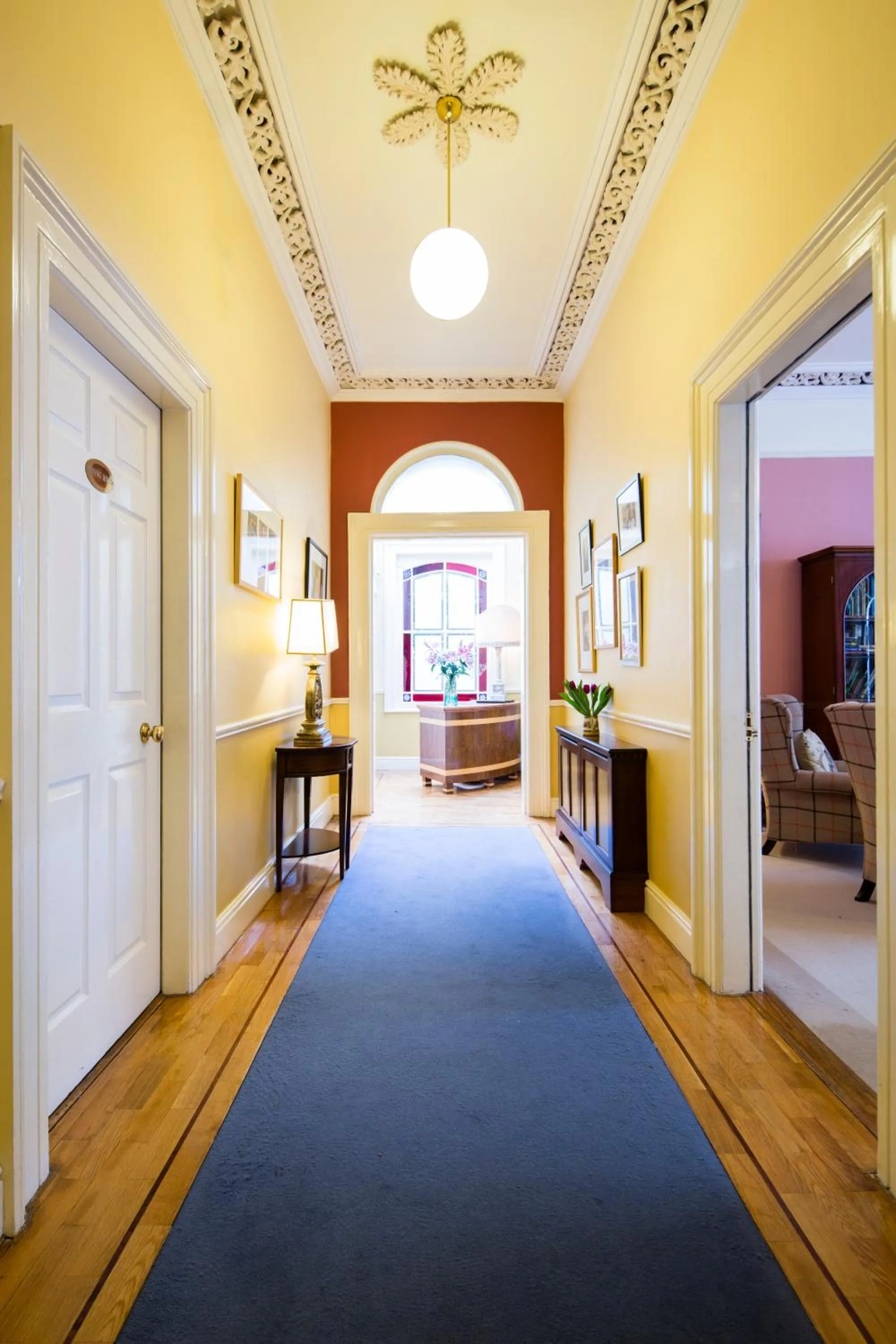 Day in Aberdeen Lodge