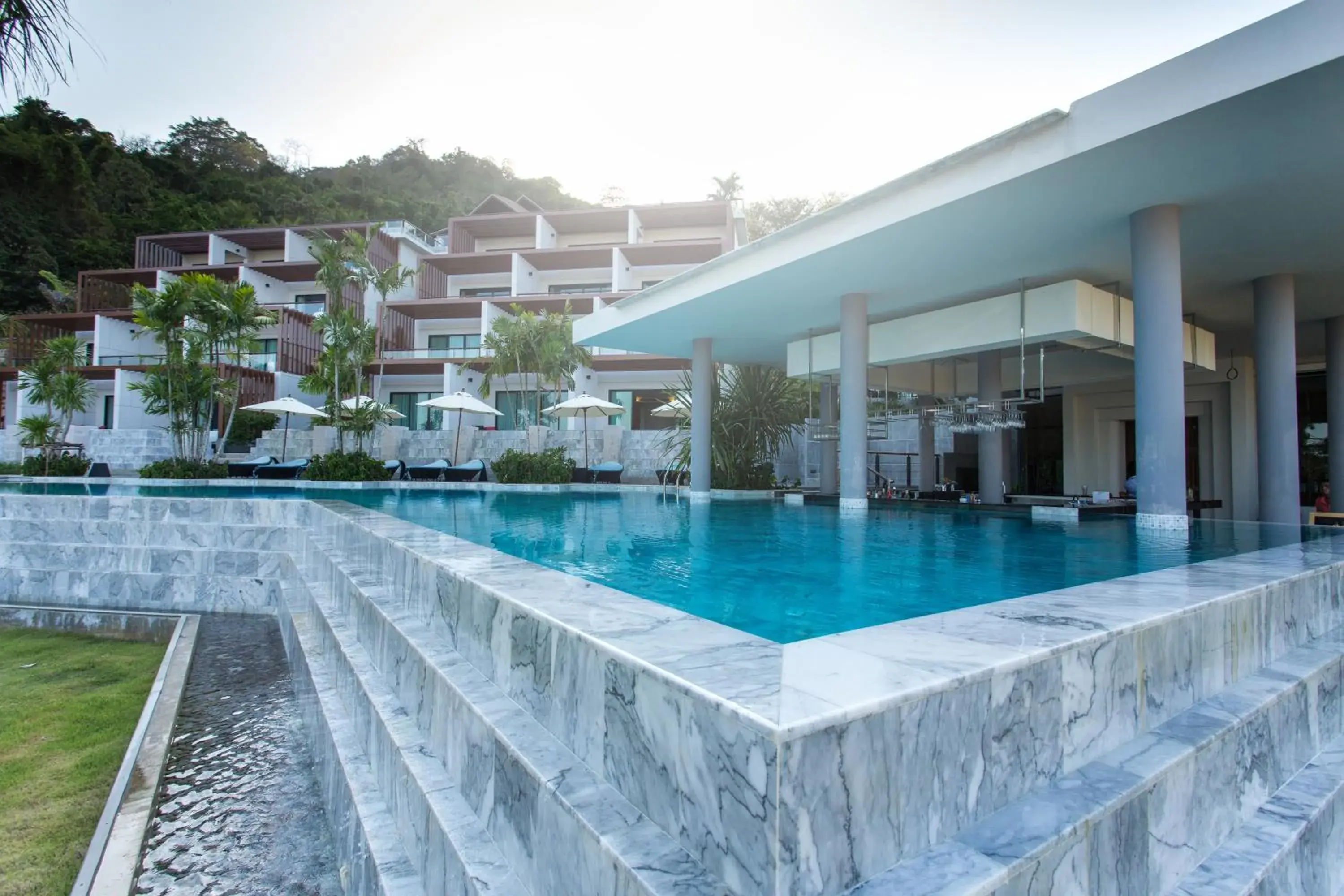 Swimming pool in Chalong Chalet Resort Swimming pool in Chalong Chalet Resort