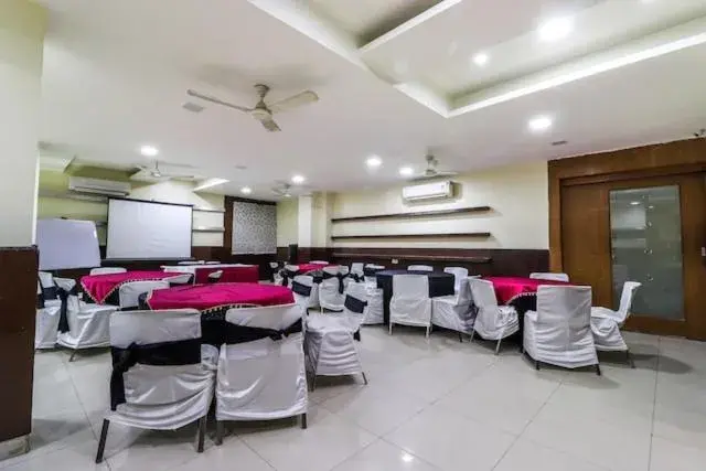 Banquet Facilities in Hotel Mandakini Plaza