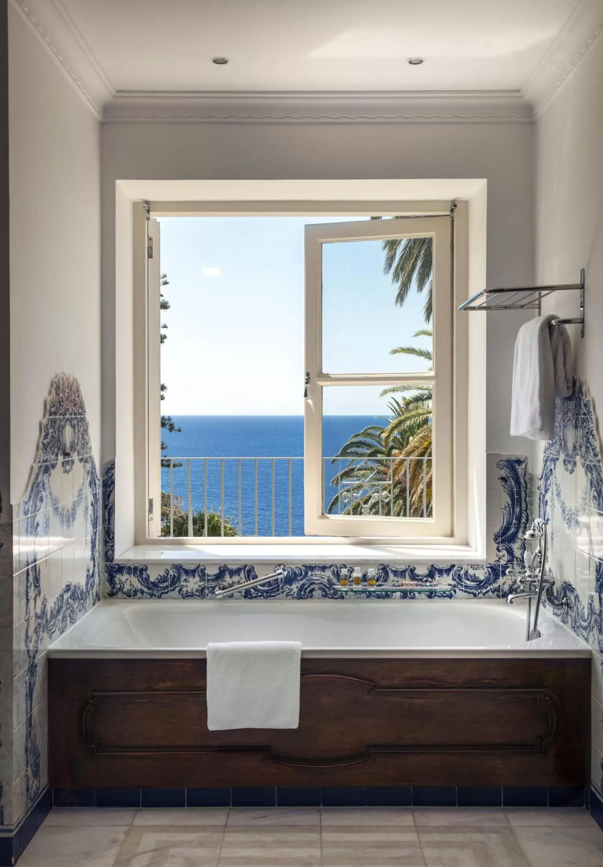 Bathroom, Sea View in Reid's Palace, A Belmond Hotel, Madeira