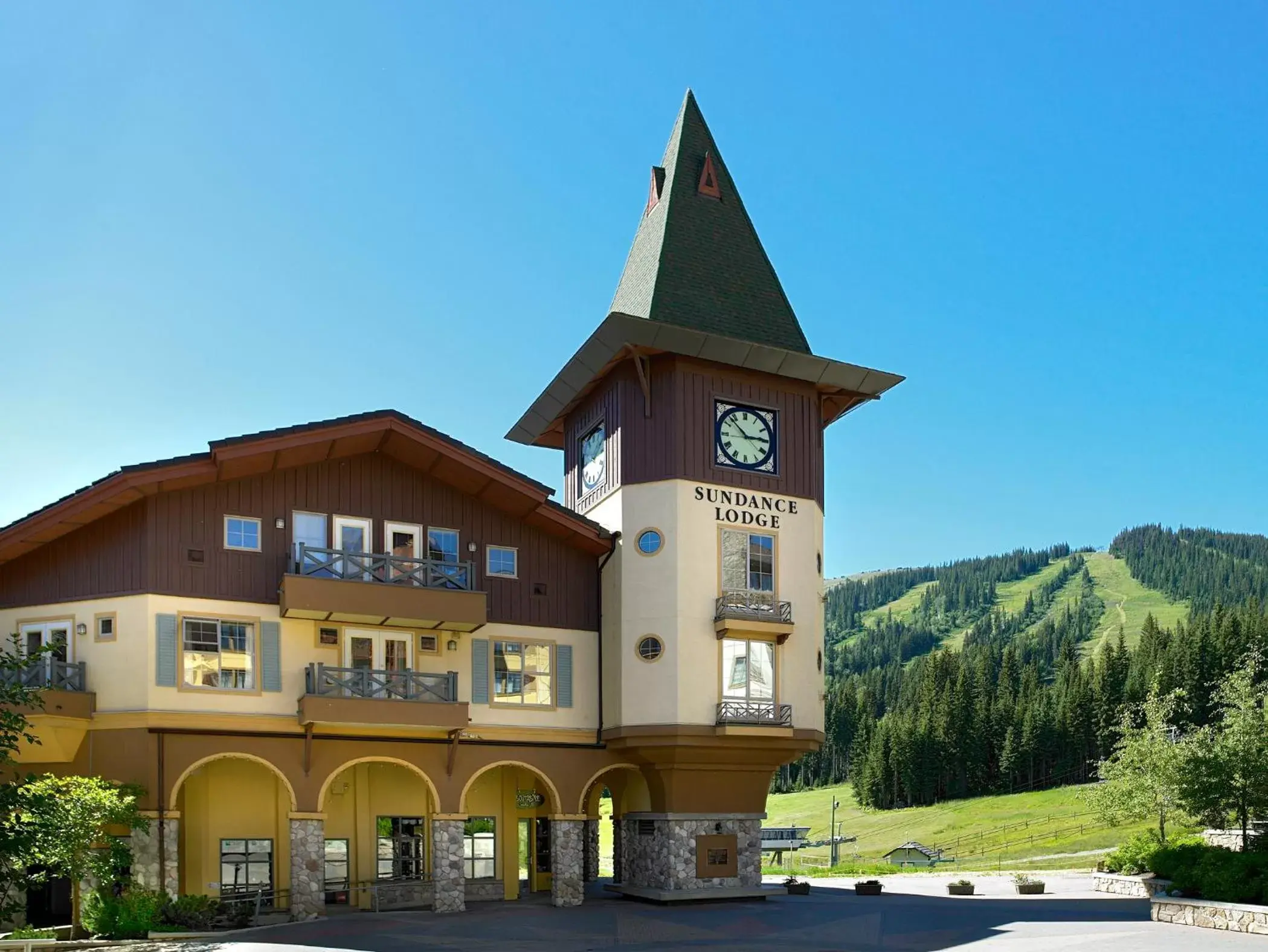 Facade/entrance, Property Building in Sundance Lodge