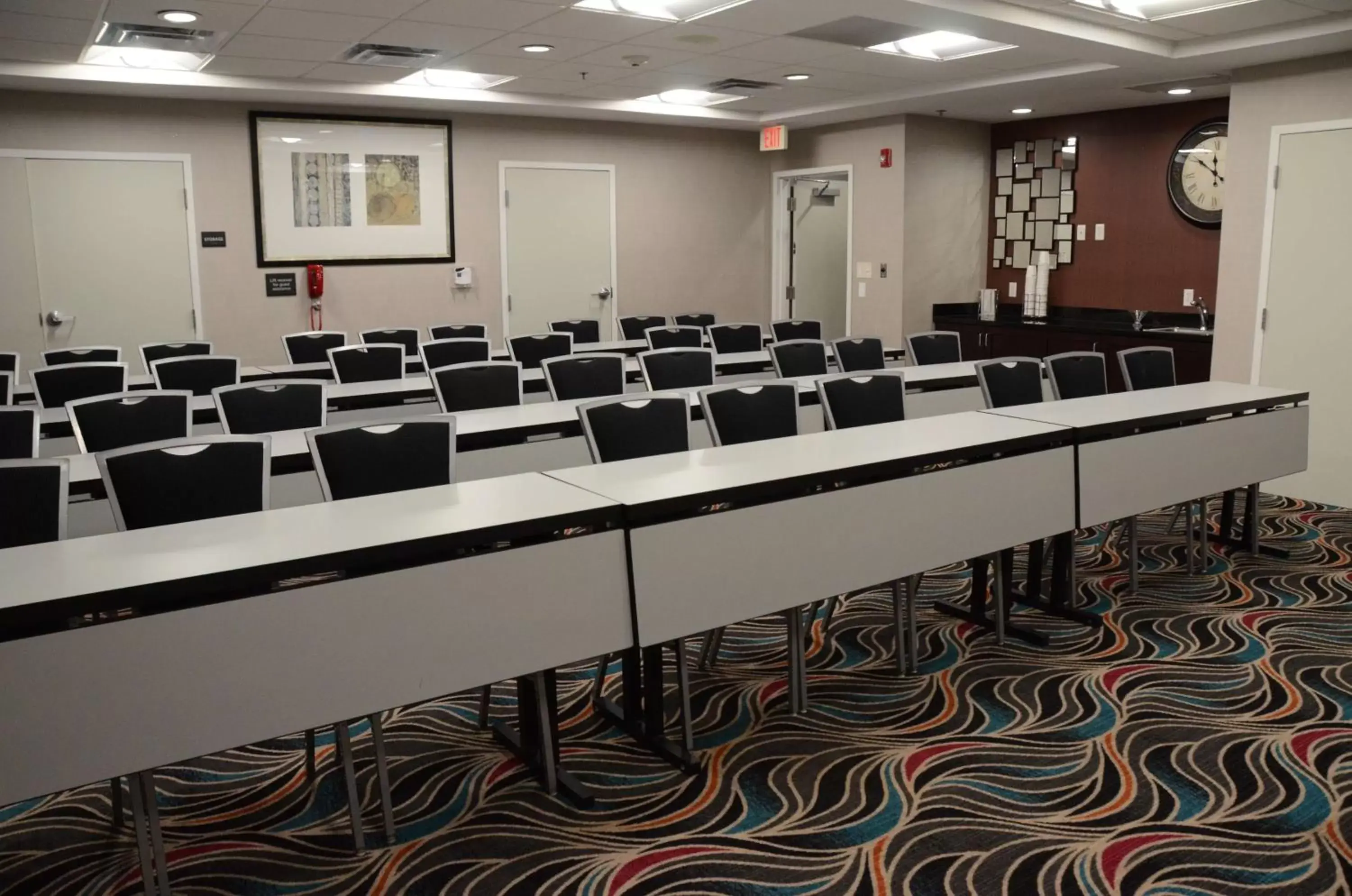 Meeting/conference room in Hampton Inn & Suites Chicago Southland-Matteson