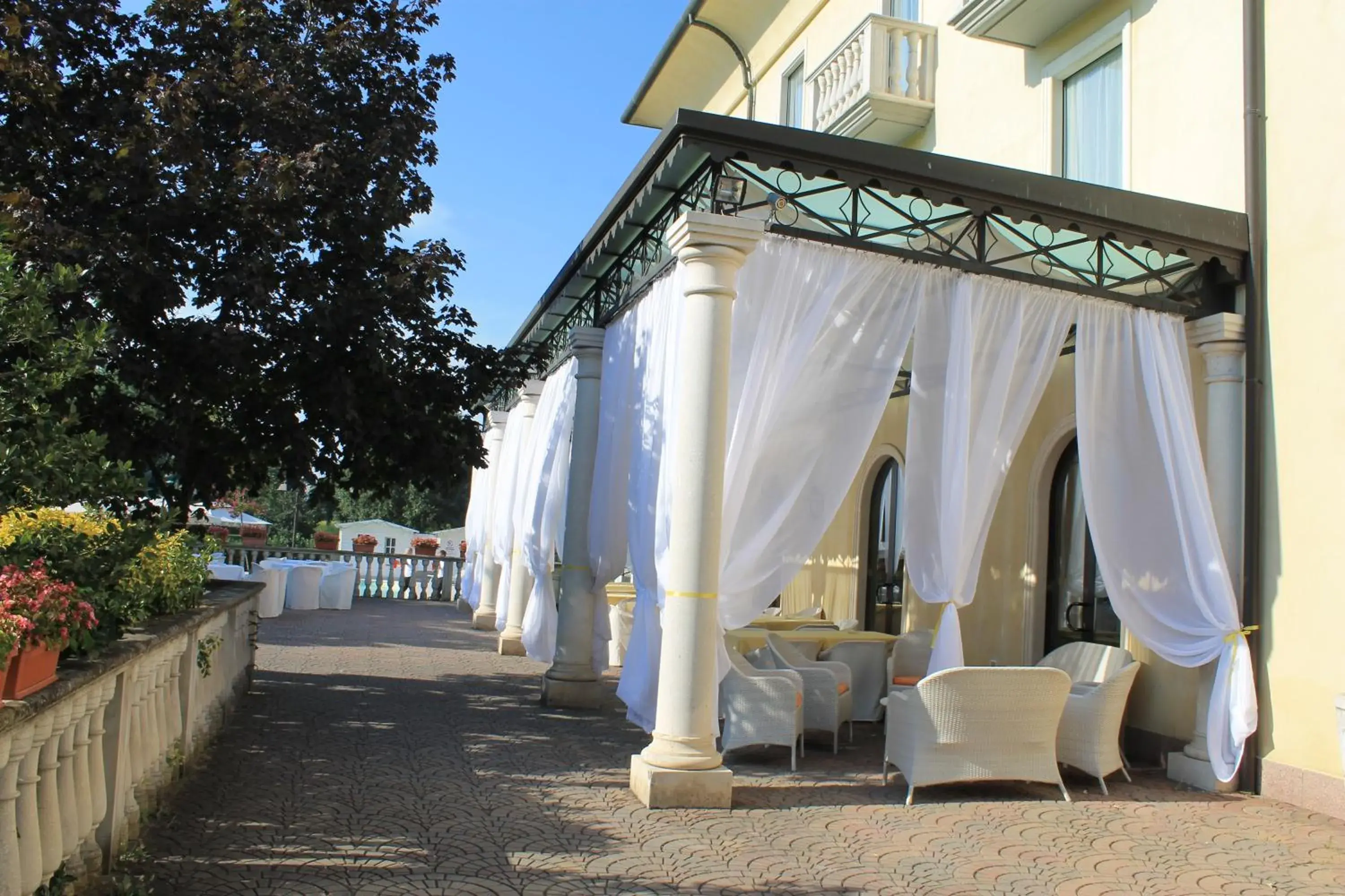 Restaurant/places to eat, Banquet Facilities in Villa Belvedere 1849