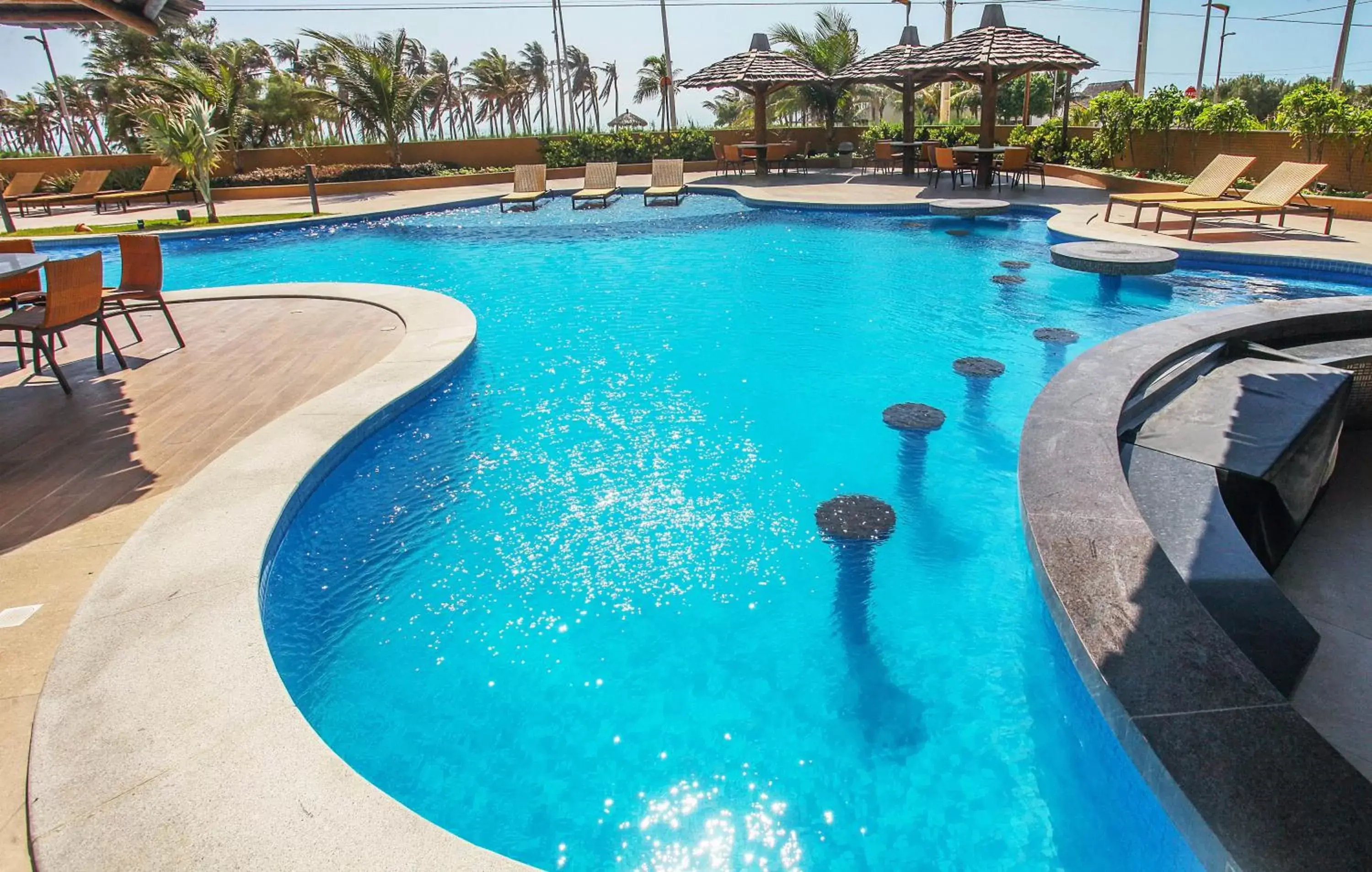 Lounge or bar, Swimming Pool in Gran Mareiro Hotel