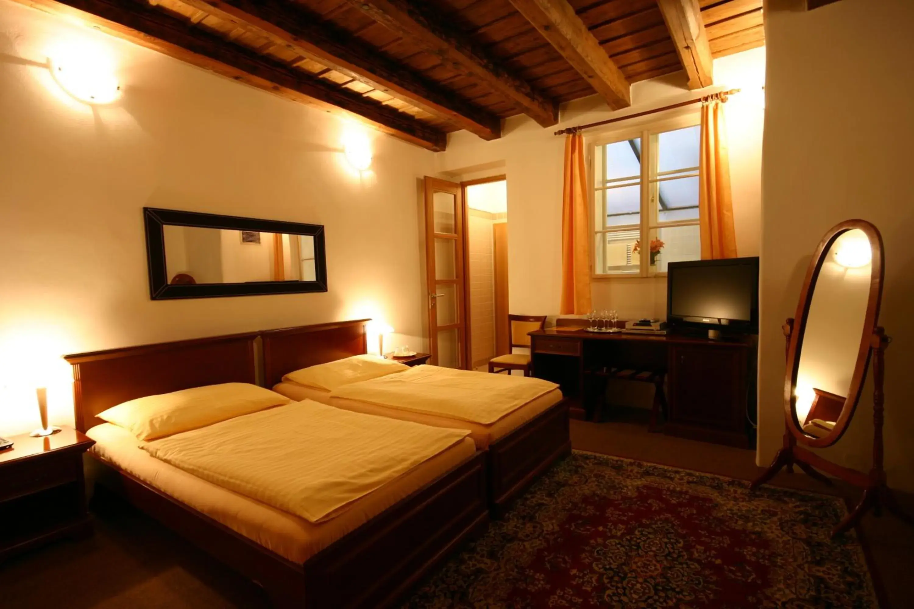 Standard Double Room in U Tří Bubnů Standard Double Room in U Tří Bubnů