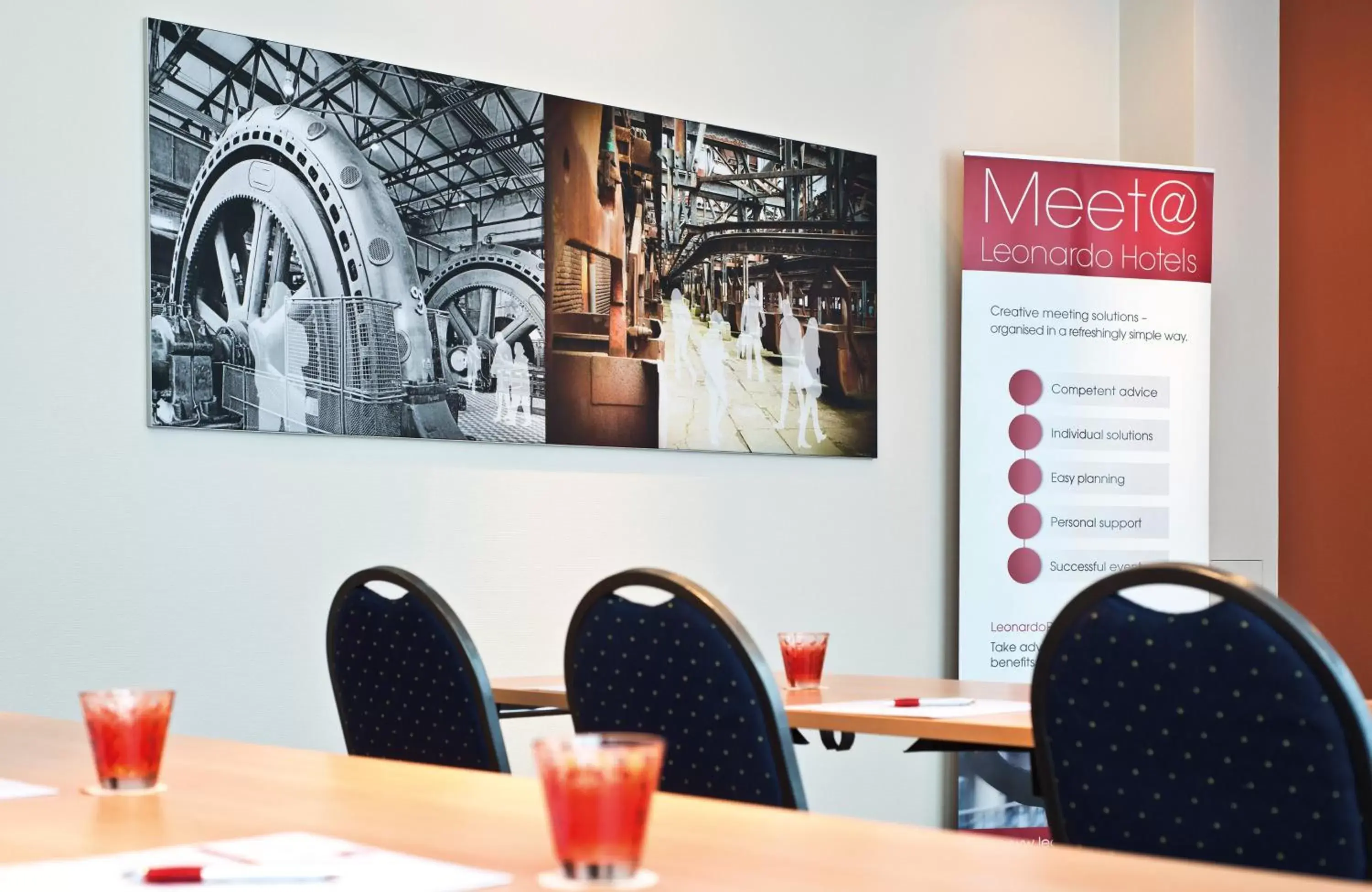 Meeting/conference room, Restaurant/Places to Eat in Leonardo Hotel Völklingen-Saarbrücken