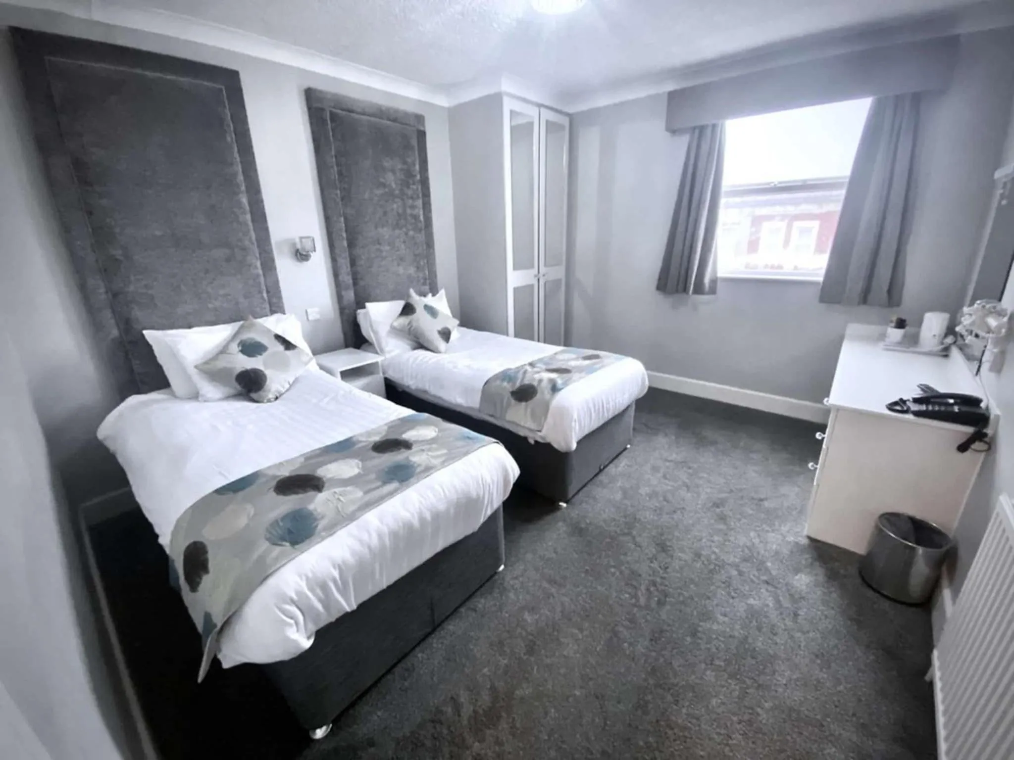 Bedroom, Bed in Park House Hotel