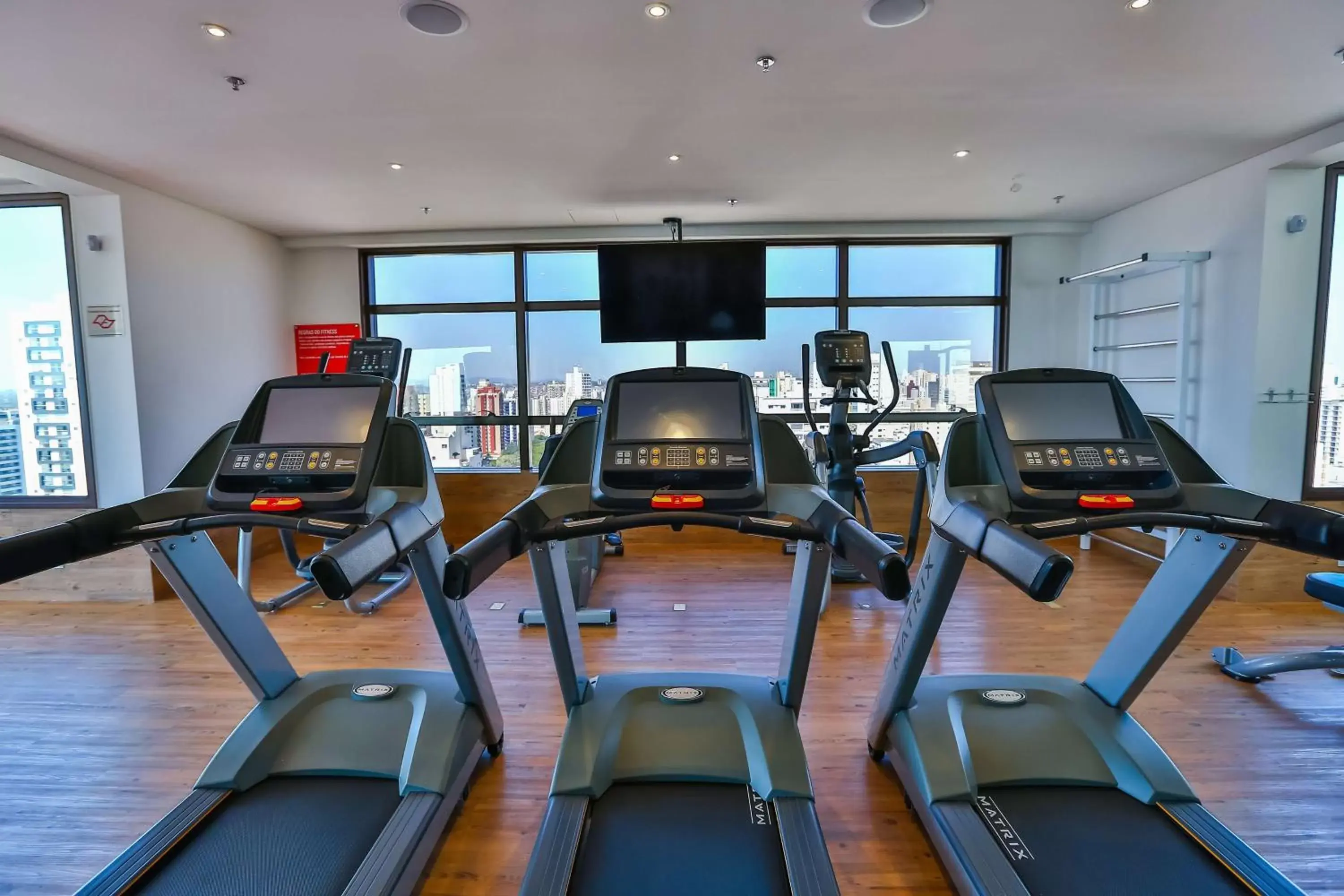 Activities, Fitness Center/Facilities in Radisson RED Campinas