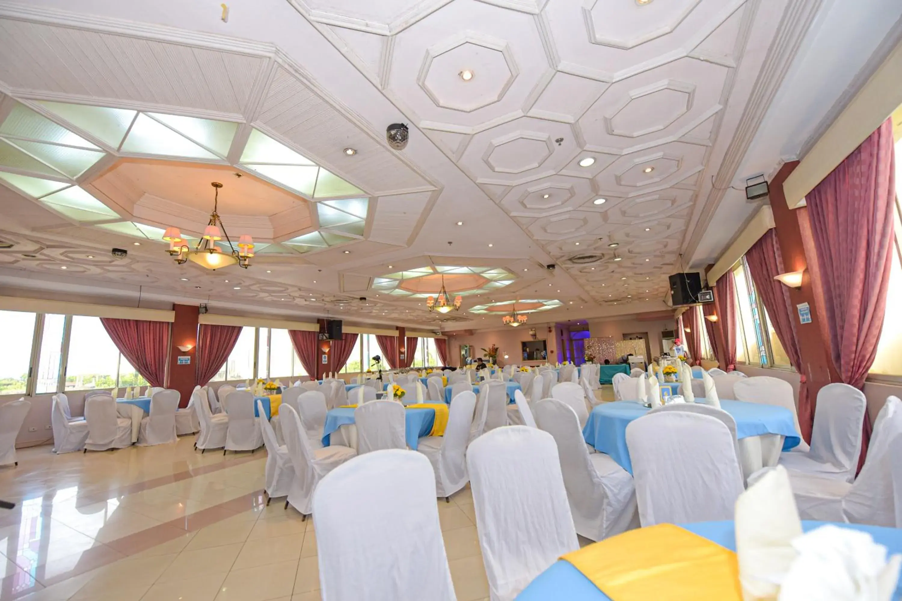 Banquet Facilities in Grand City Hotel