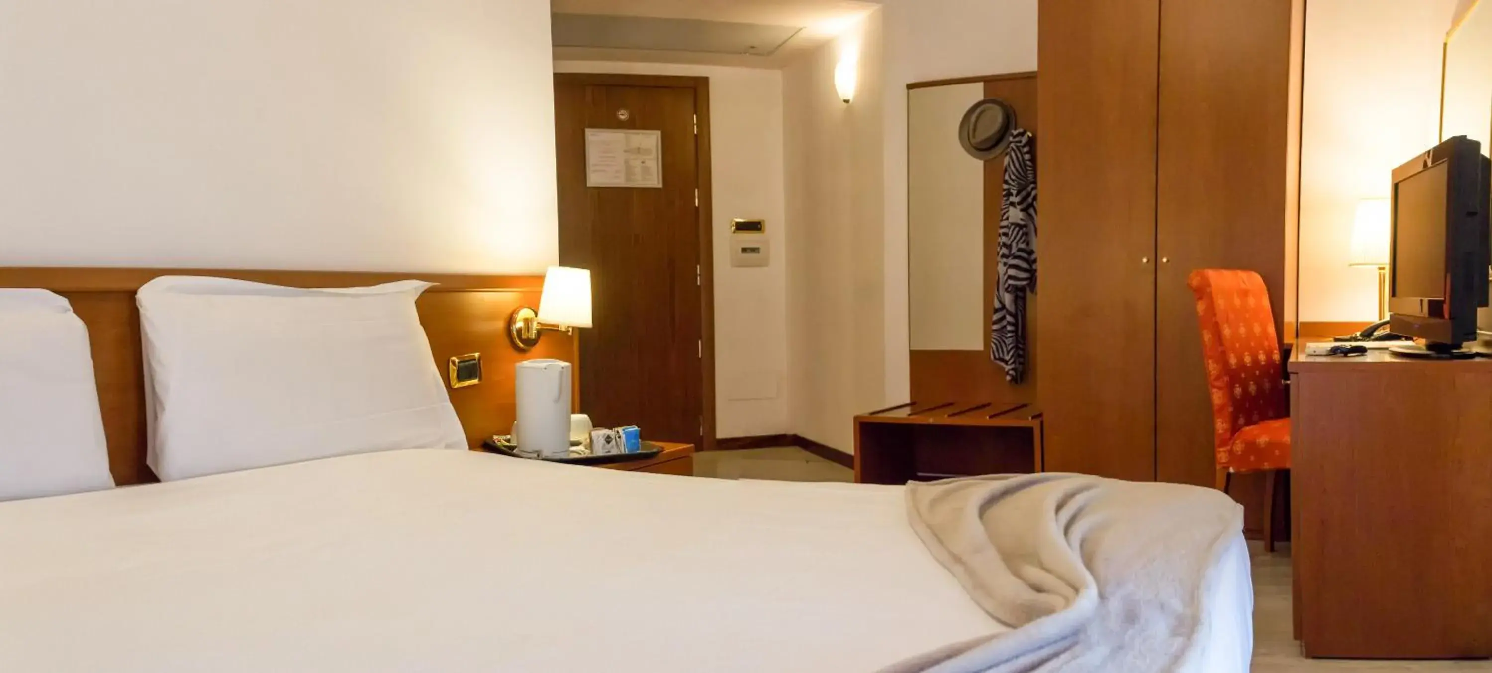 Photo of the whole room, Bed in Hotel Excel Roma Ciampino