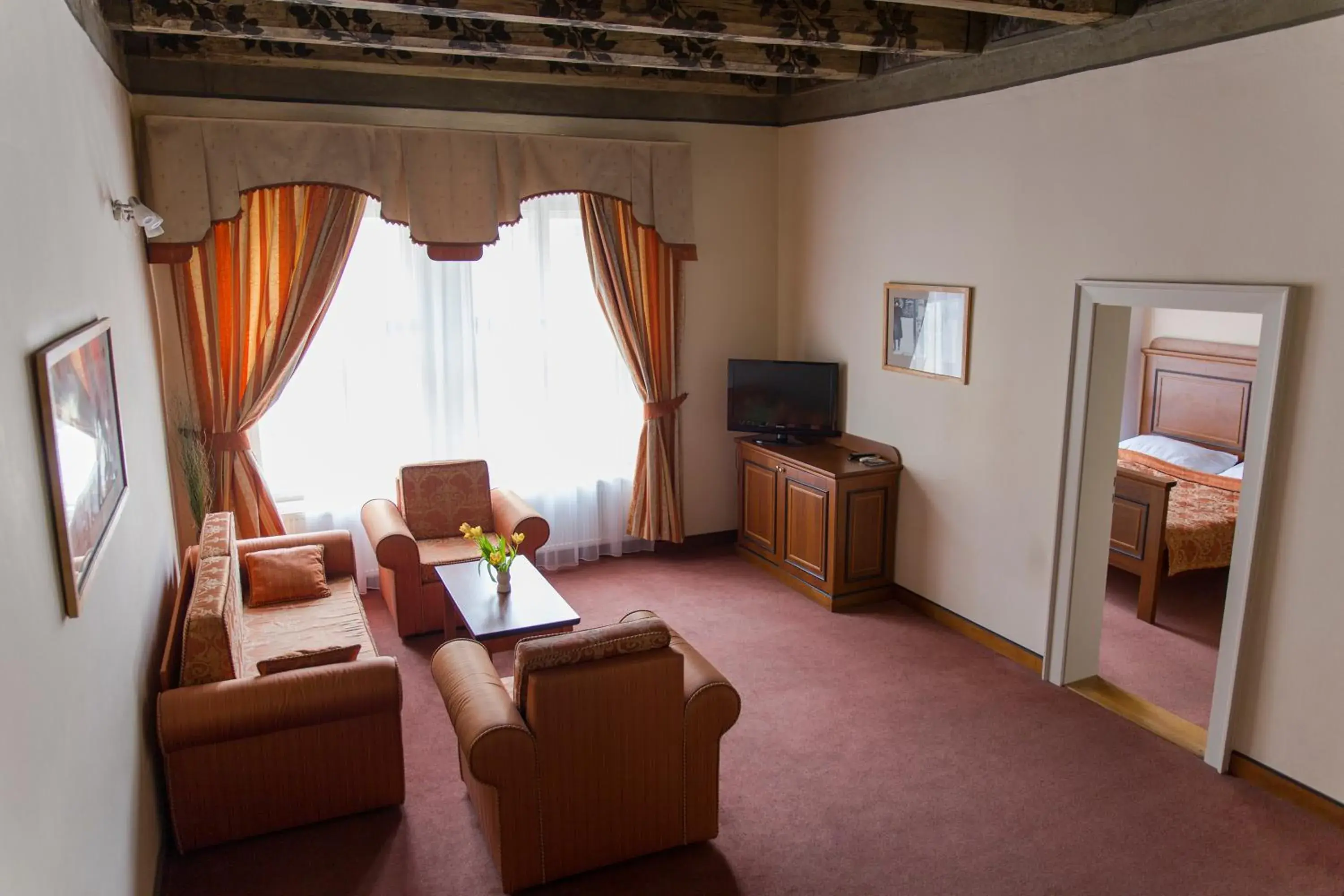 Living room, Seating Area in U Medvidku-Brewery Hotel