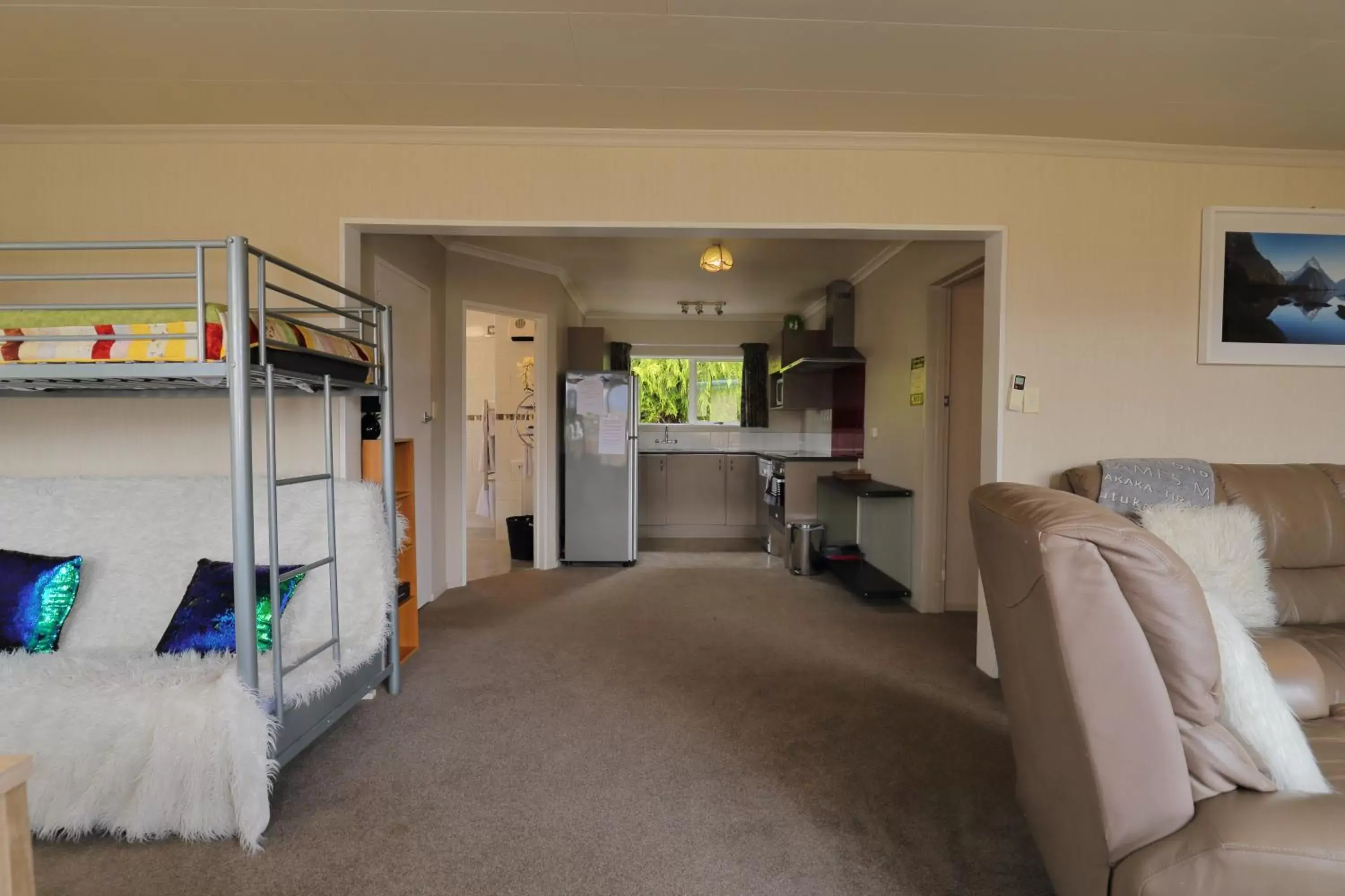 Living room in Aden Motel