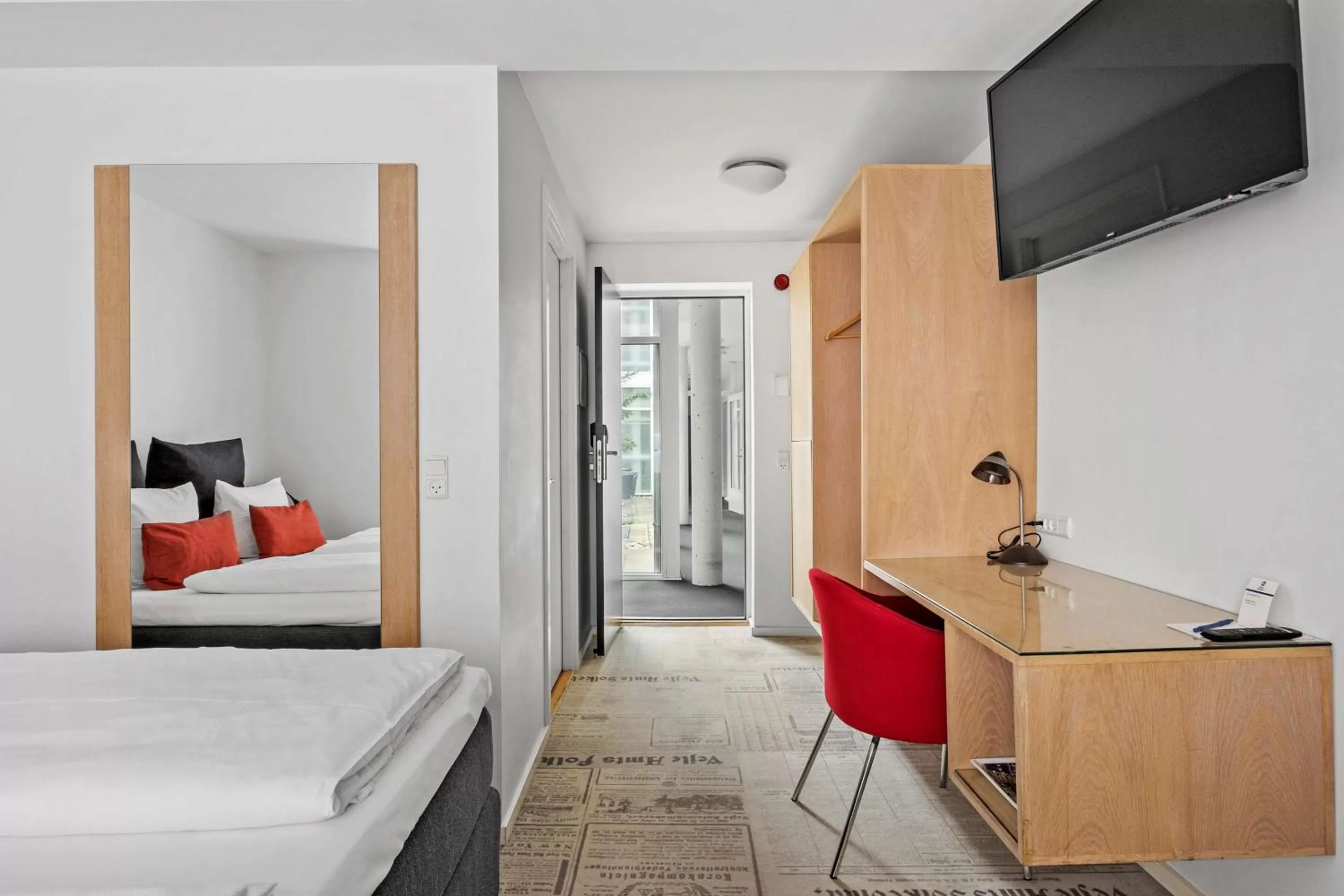 Bedroom, Bed in Best Western ToRVEhallerne