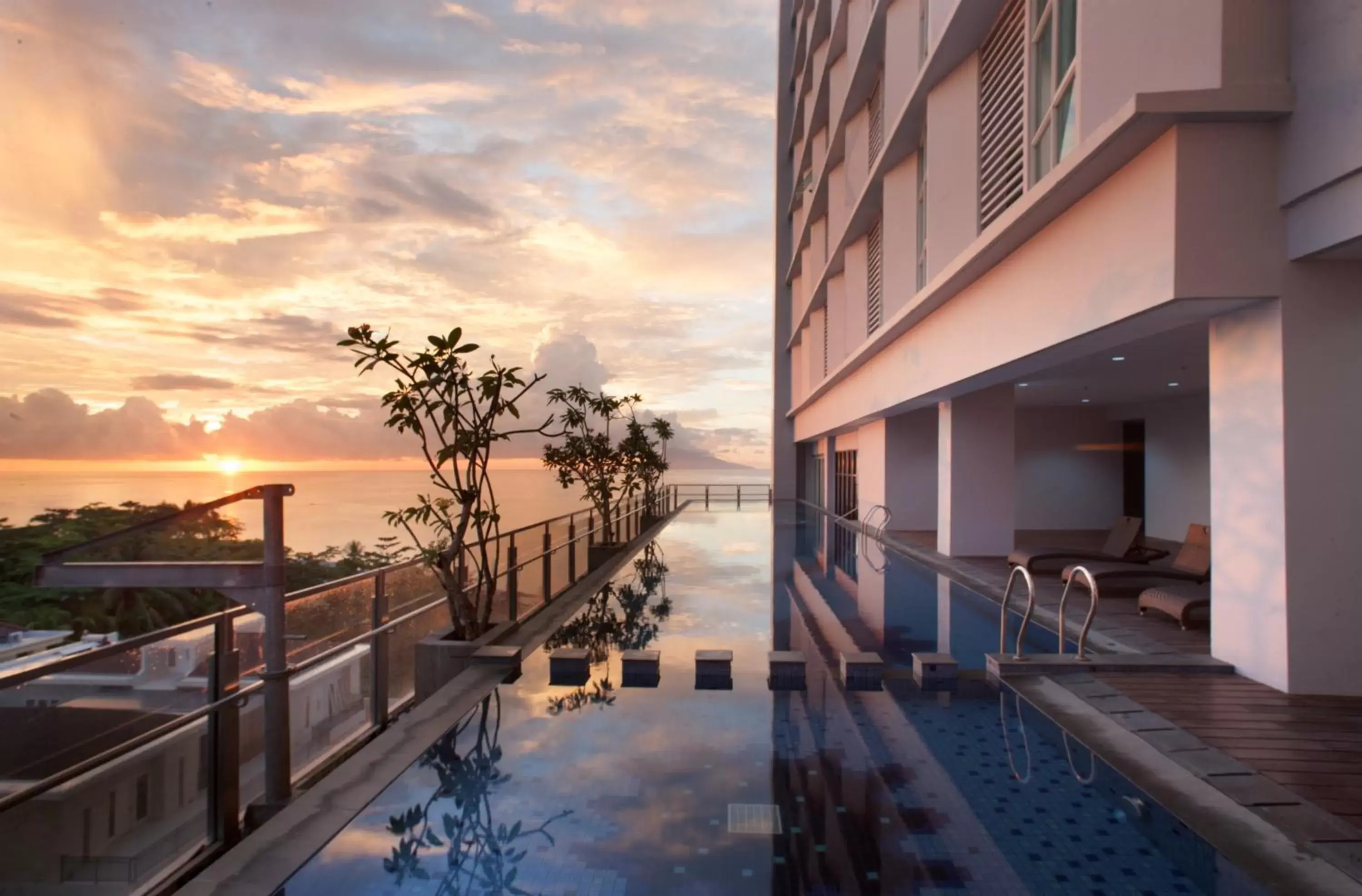 Swimming Pool in Best Western The Lagoon Hotel