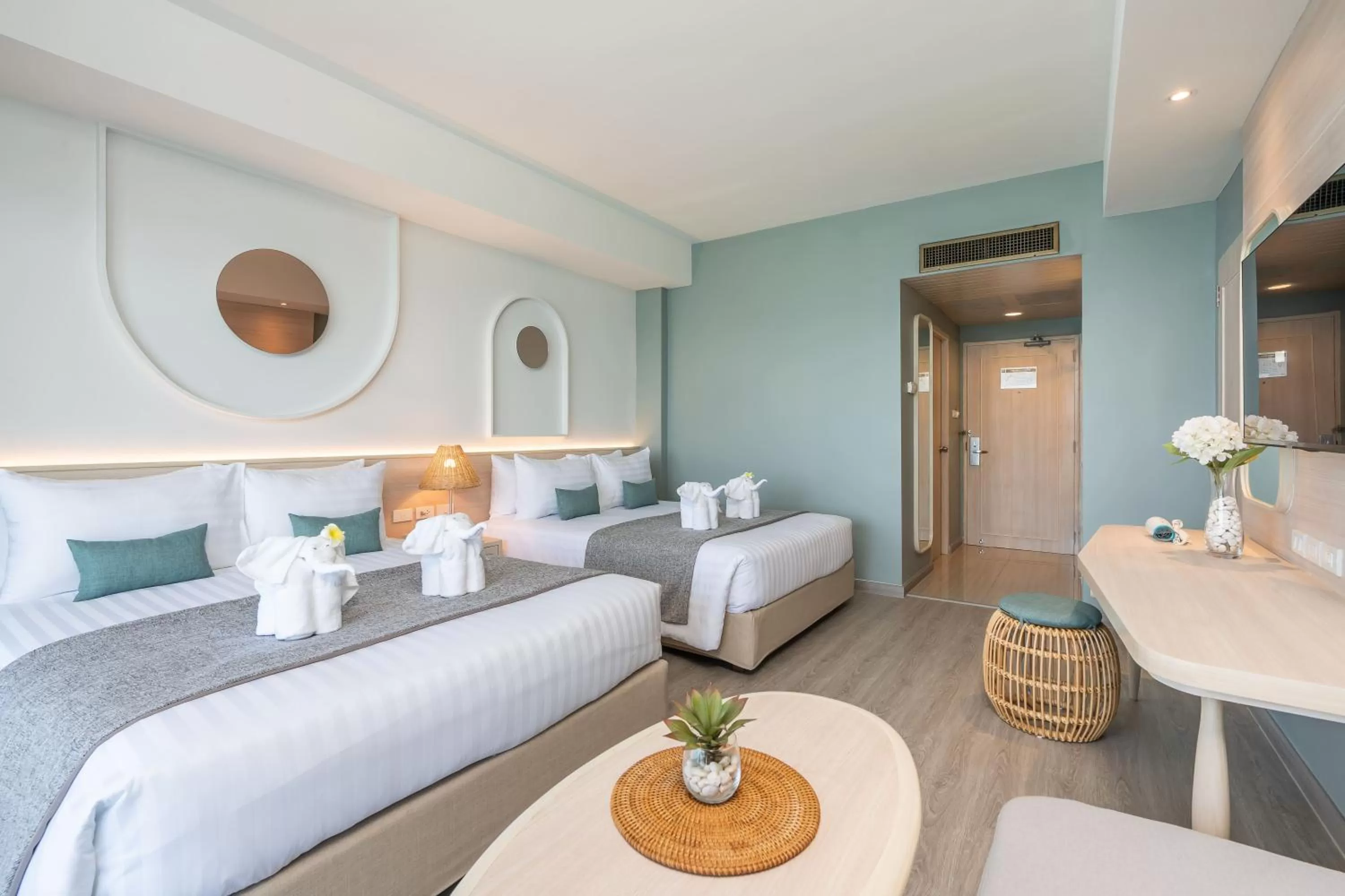 Bed in Cosy Beach Hotel - SHA Extra Plus