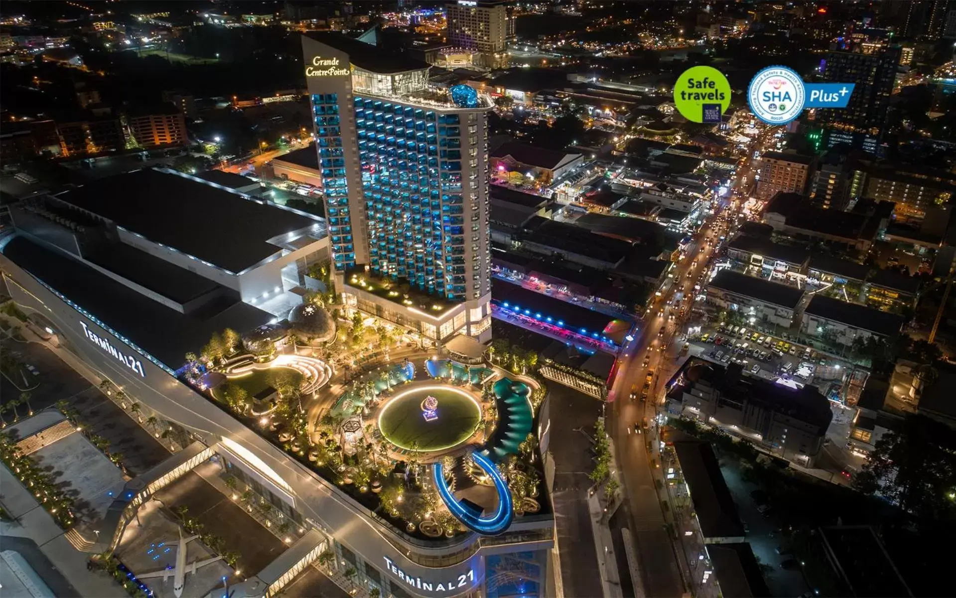 Property building, Bird's-eye View in Grande Centre Point Pattaya