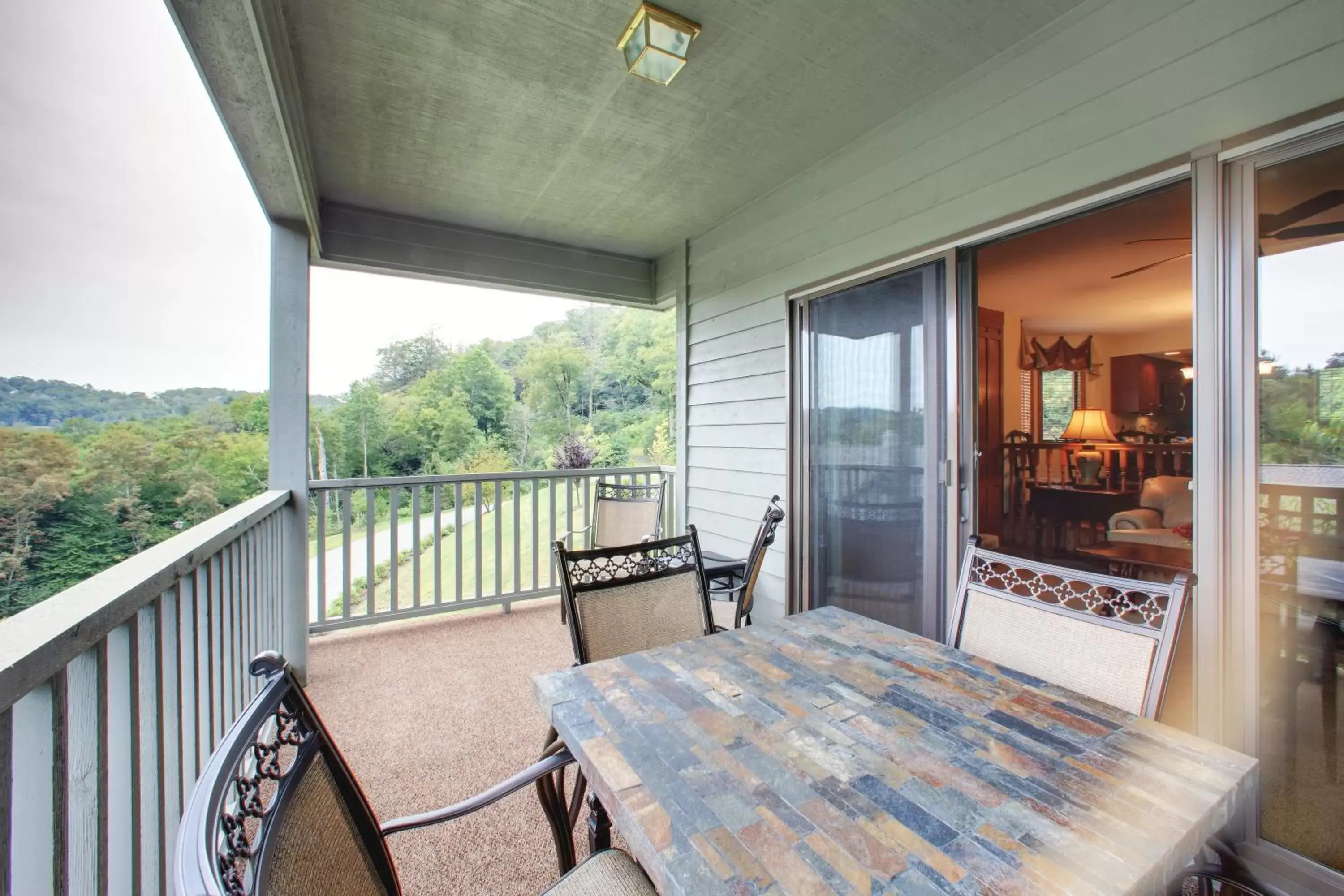 View (from property/room), Balcony/Terrace in Chetola Resort Condominiums