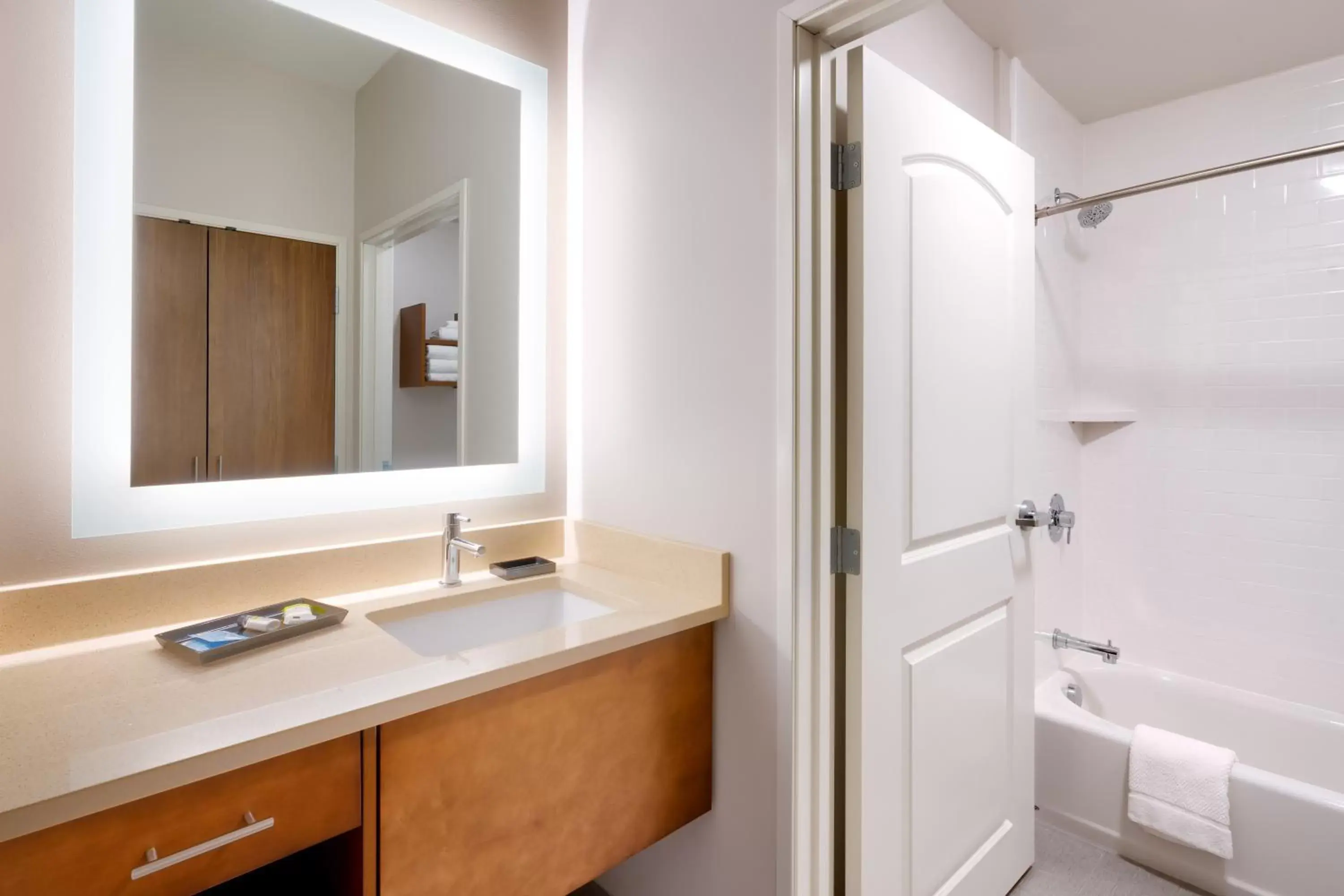 Bathroom in Staybridge Suites - Lehi - Traverse Ridge Center, an IHG Hotel