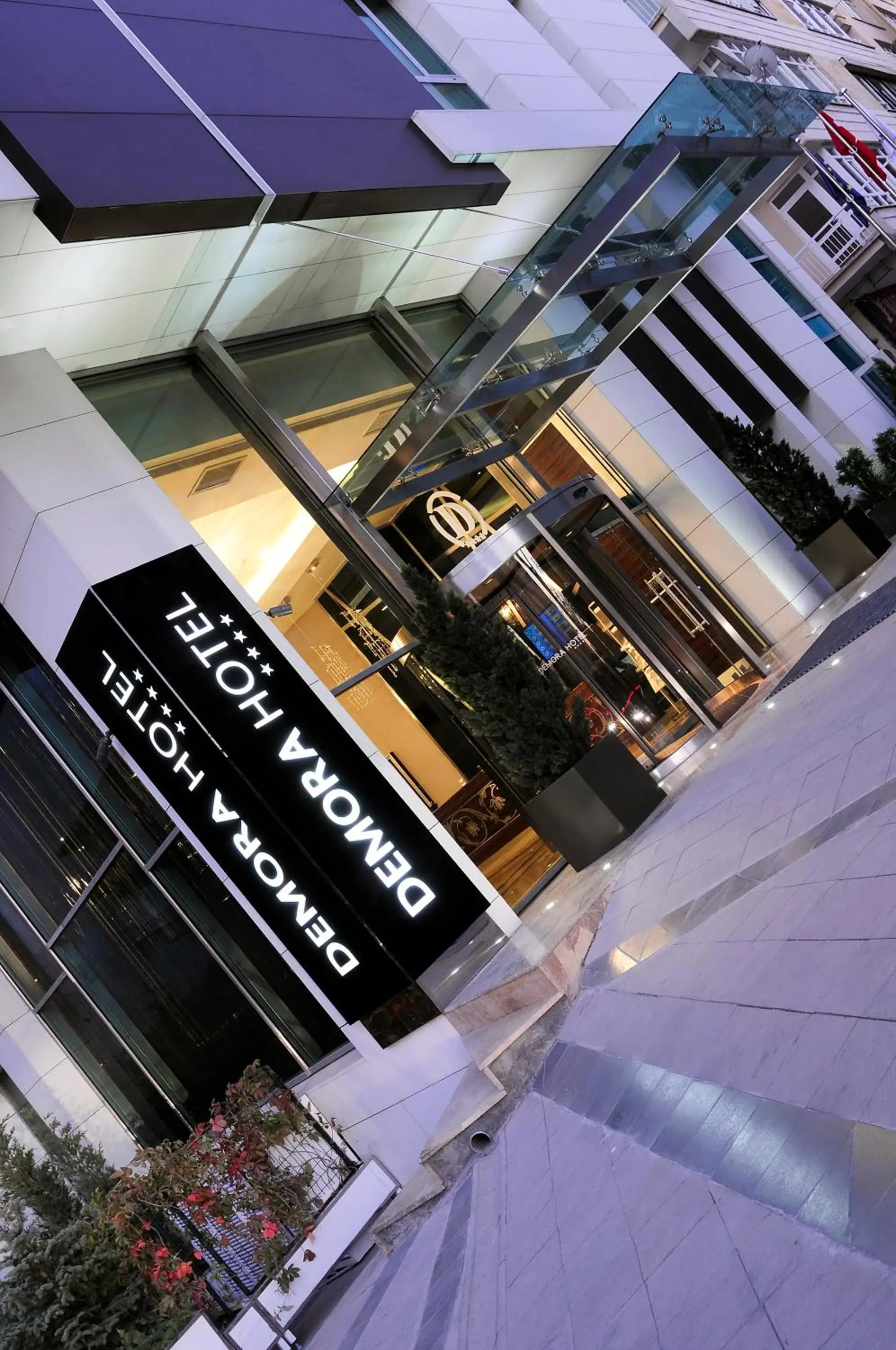 Facade/entrance in Demora Hotel Facade/entrance in Demora Hotel