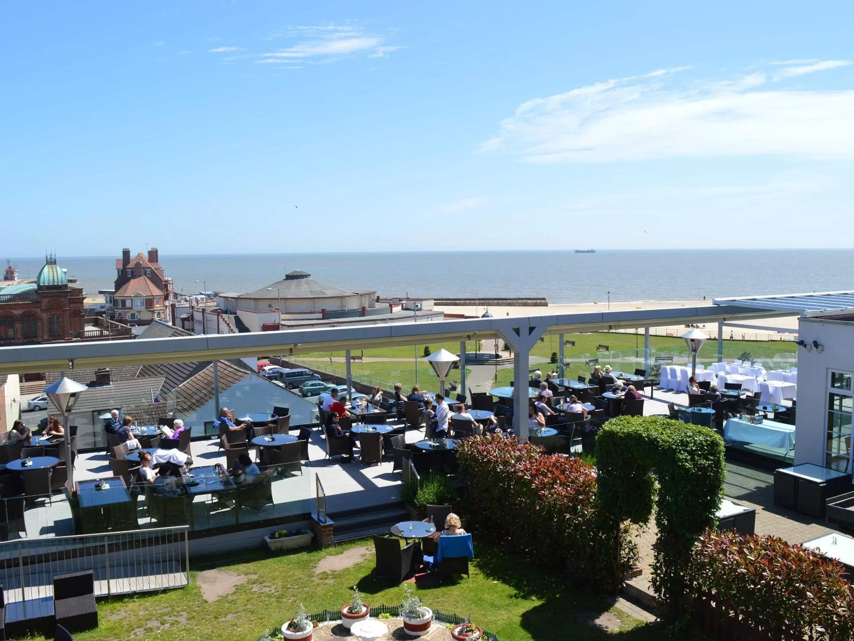 Garden in Cliff Hotel