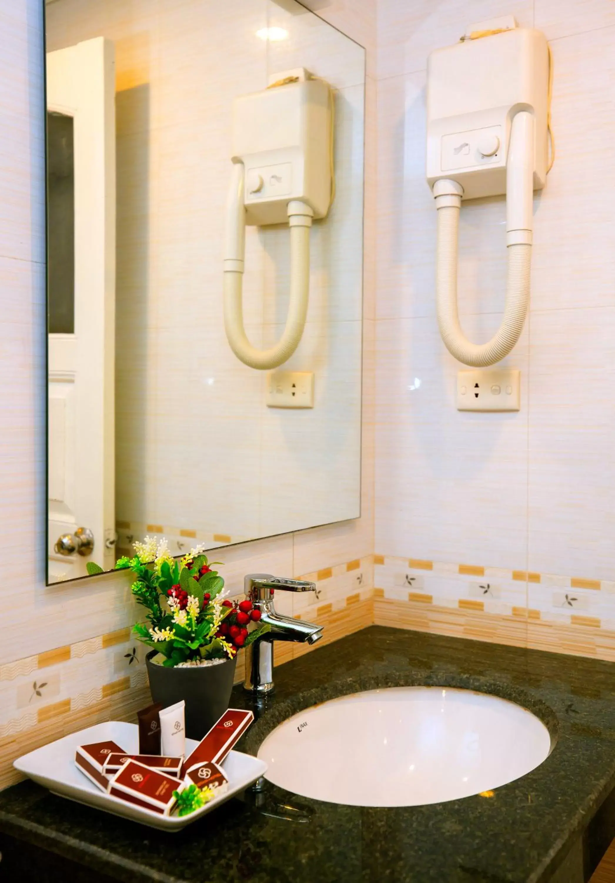Bathroom in Royal Hotel