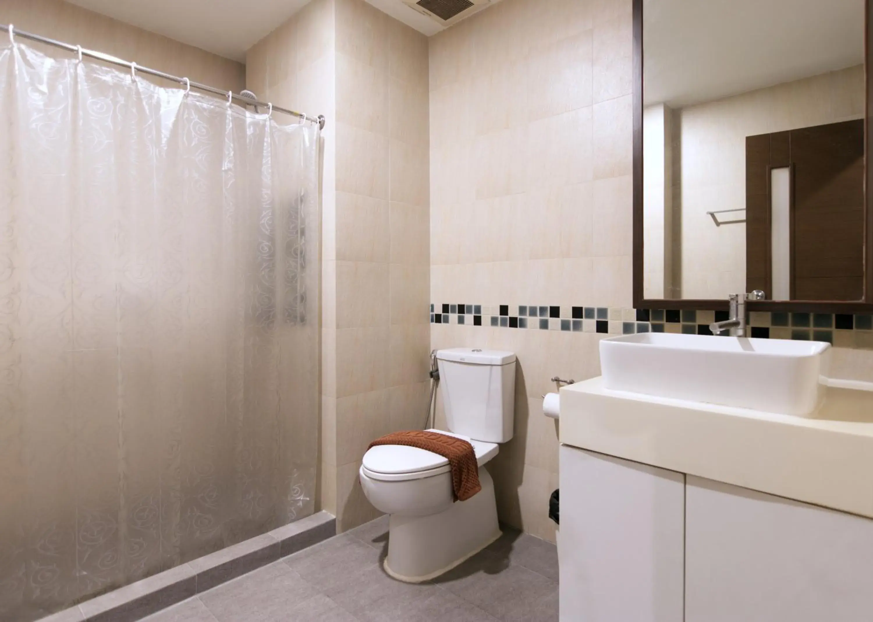 Shower, Bathroom in Grand Alpine Hotel