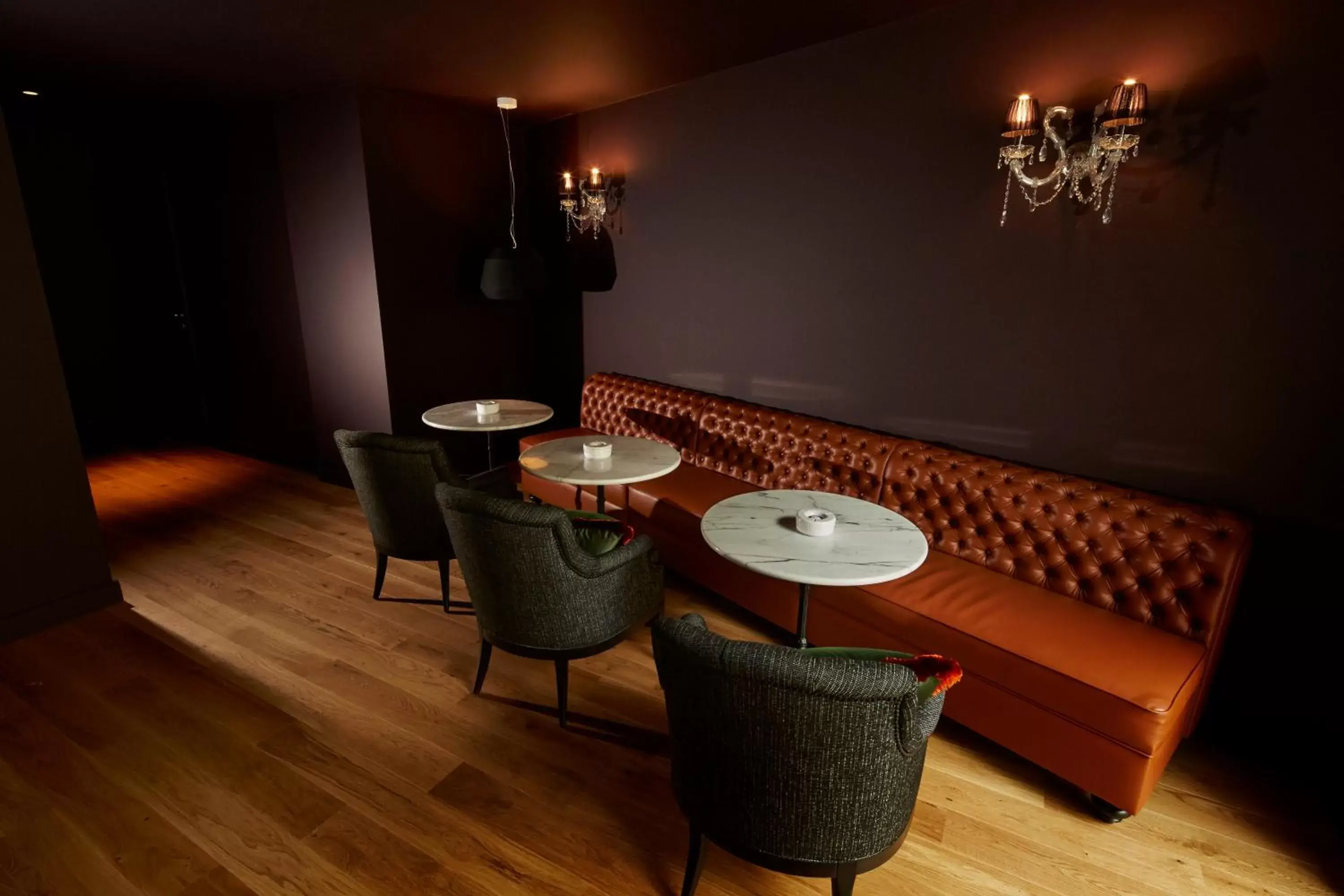 Lounge or bar, Seating Area in La Licorne Hotel & Spa Troyes MGallery